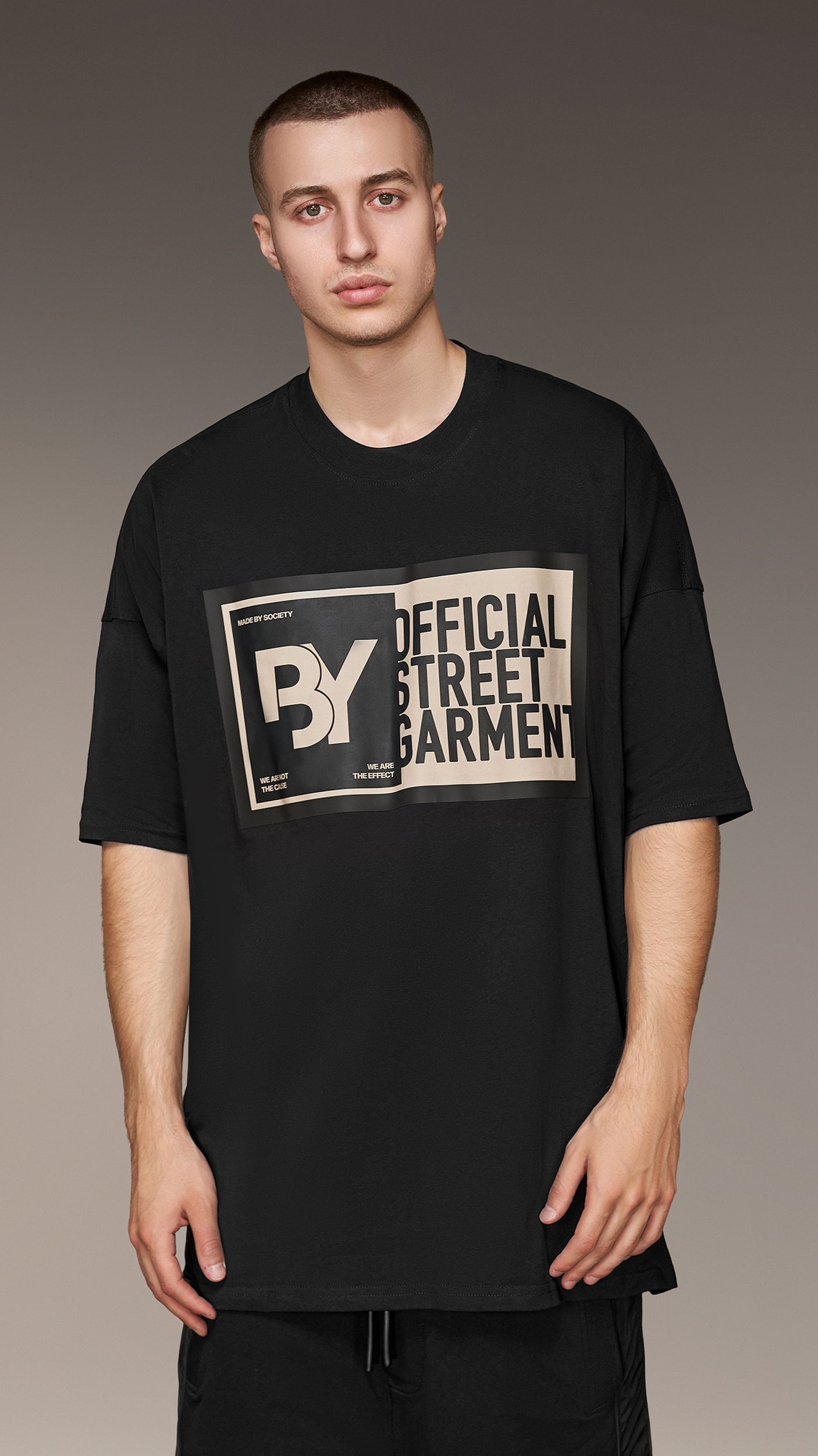 T-shirt typu streetwear – T15140