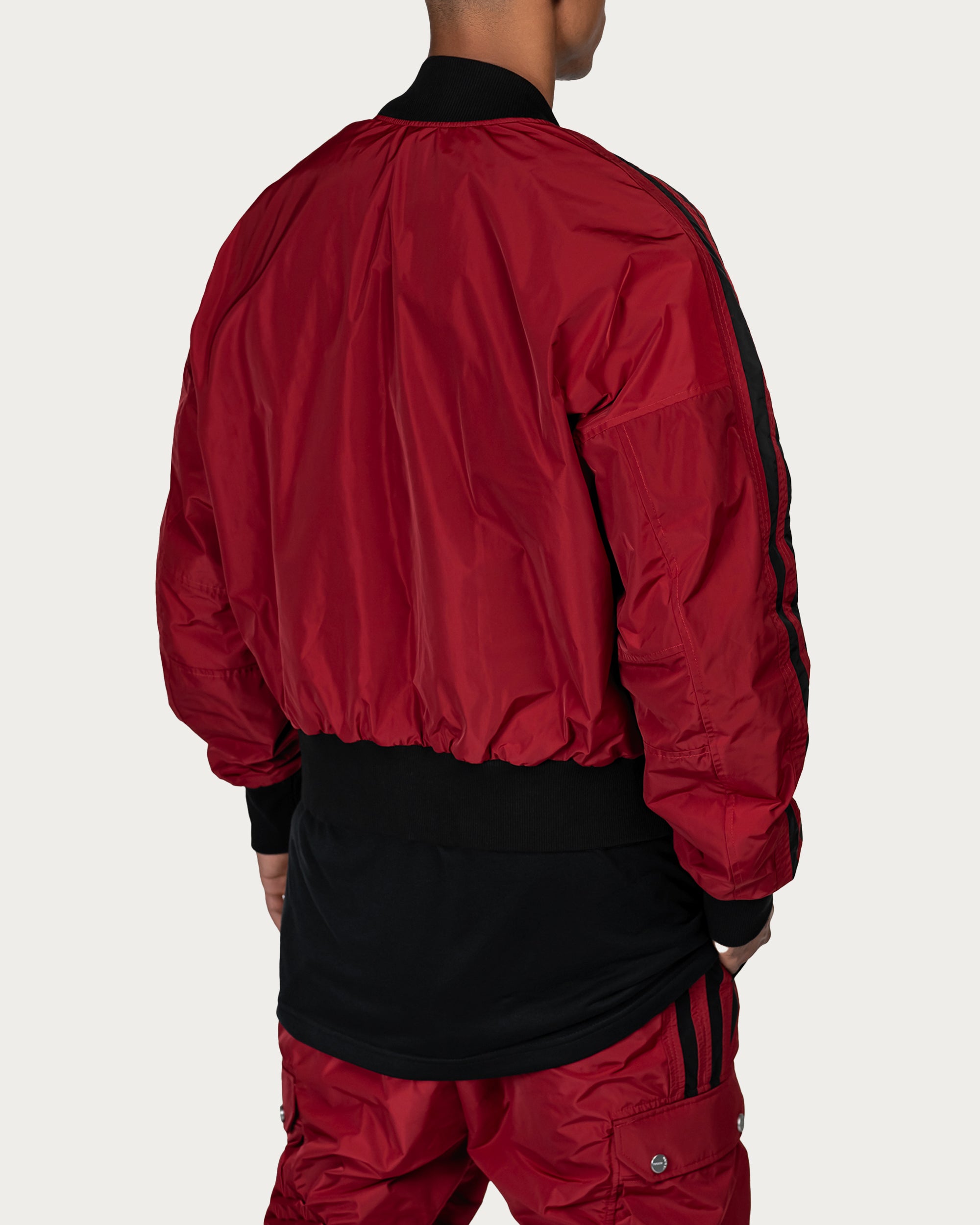 Kurtka bomber w pionowe linie - J14807