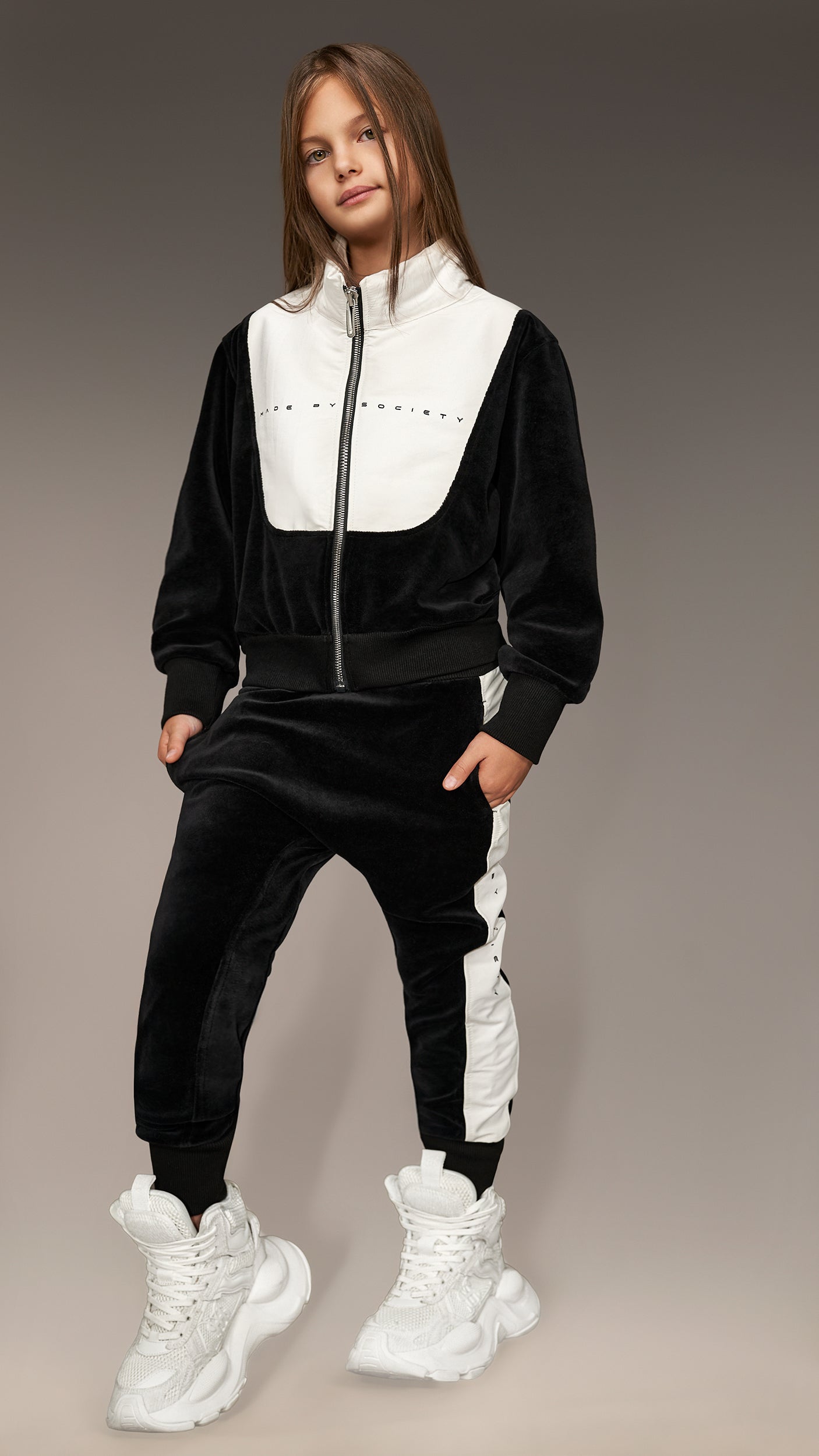 Bluza z kapturem z aksamitu - H36738