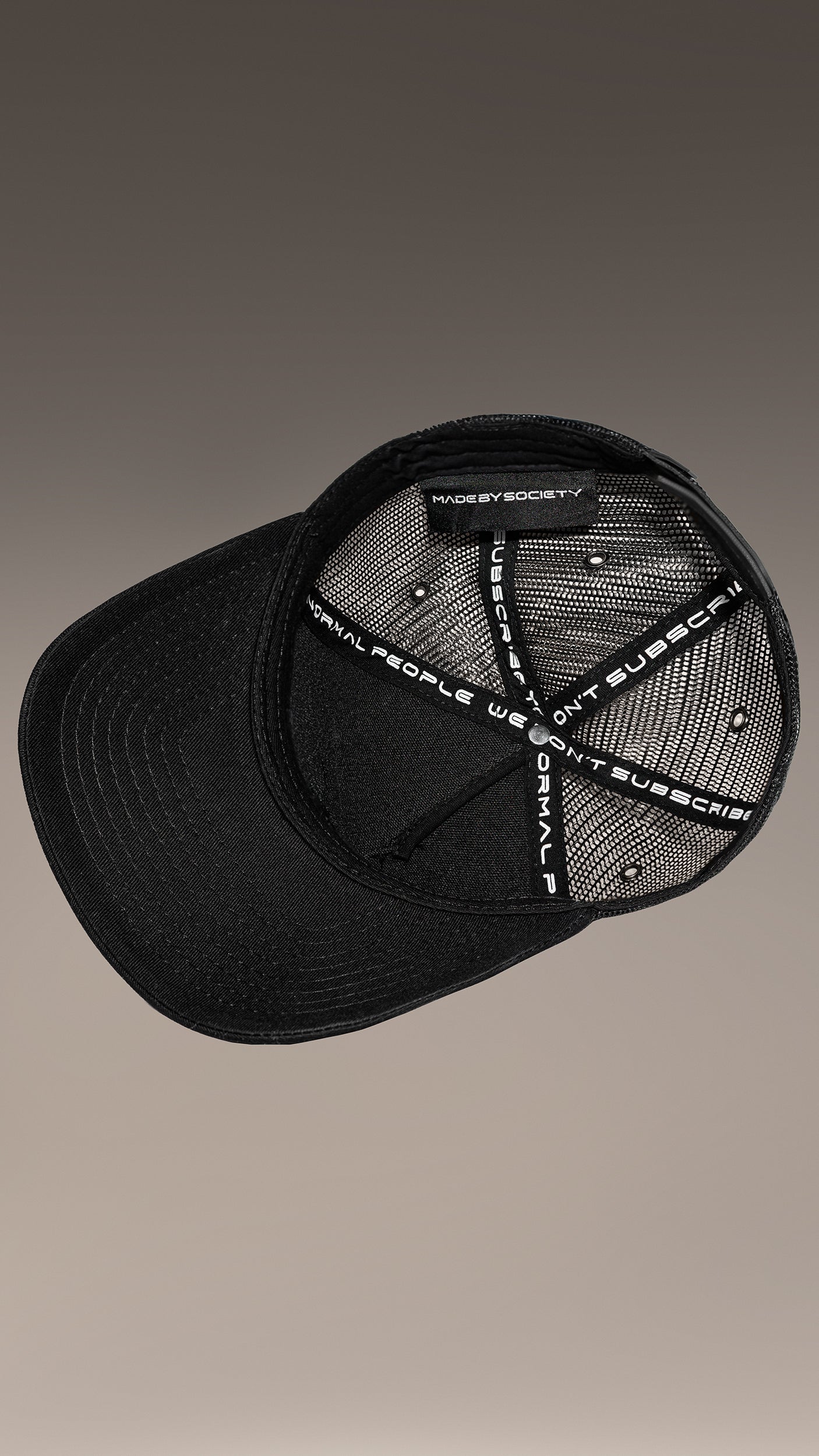 Czapka trucker Made by Society - A16716