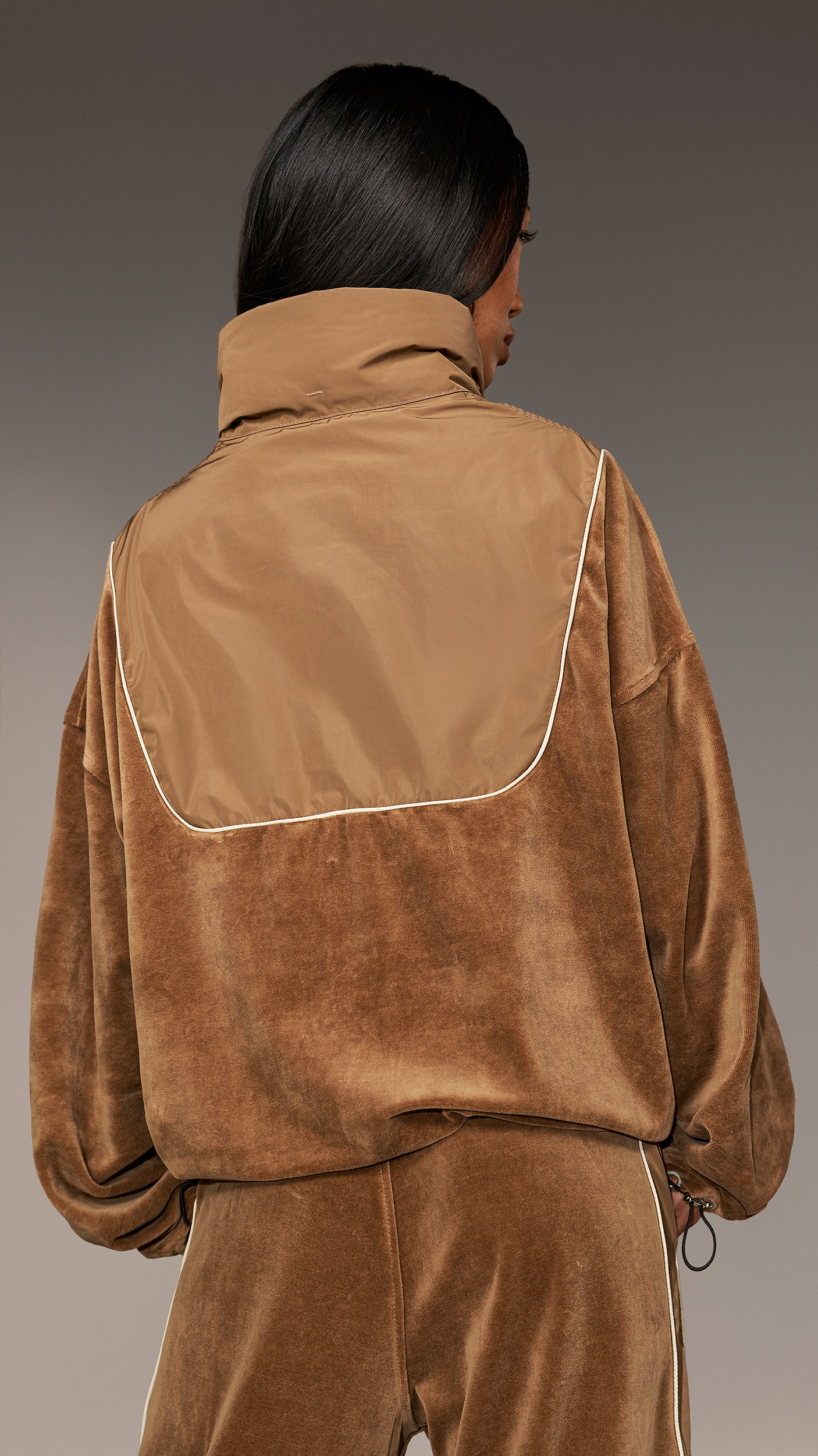 Bluza z kapturem z aksamitu - H26750