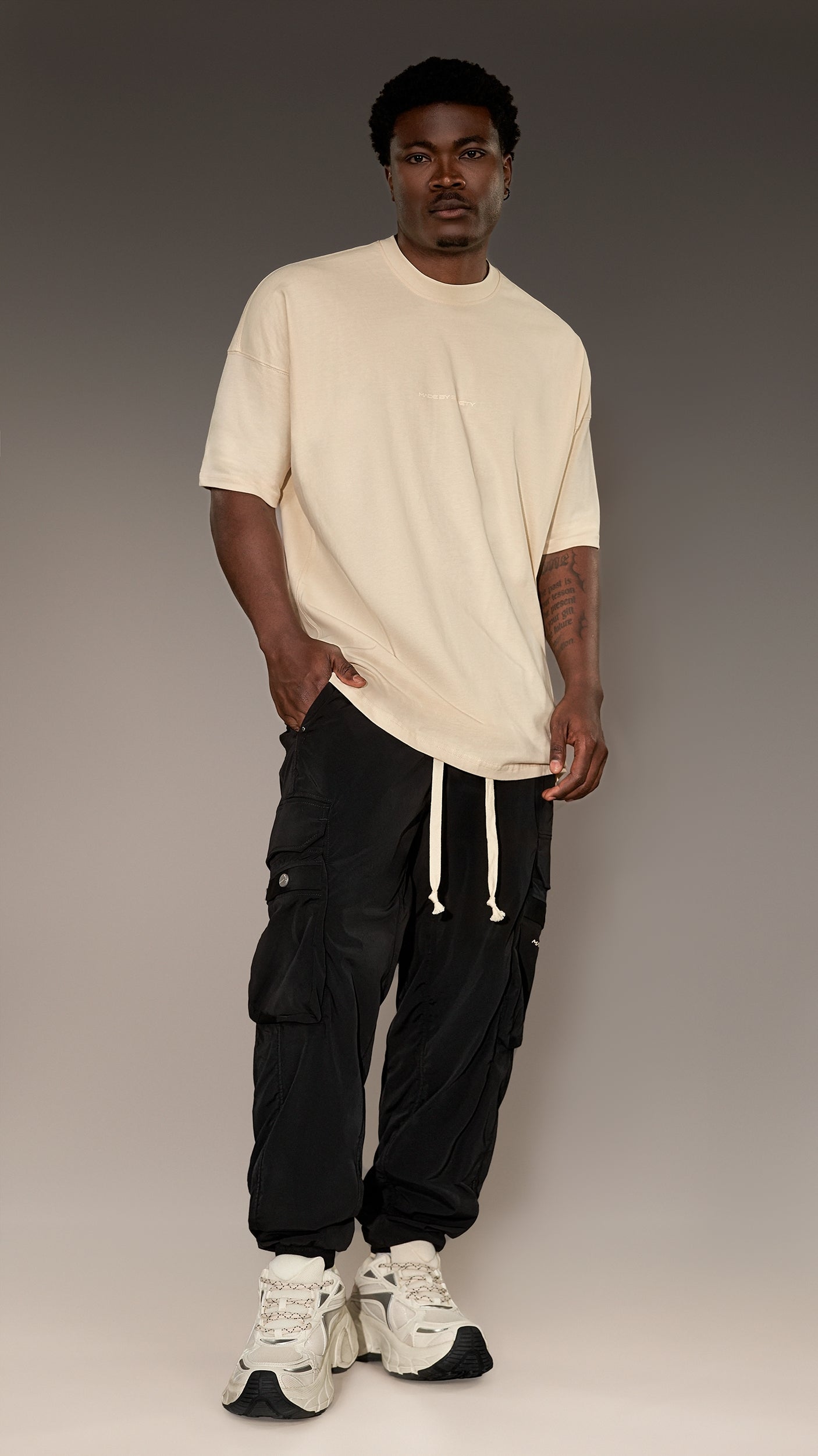 T-shirt Made by Society - T16411