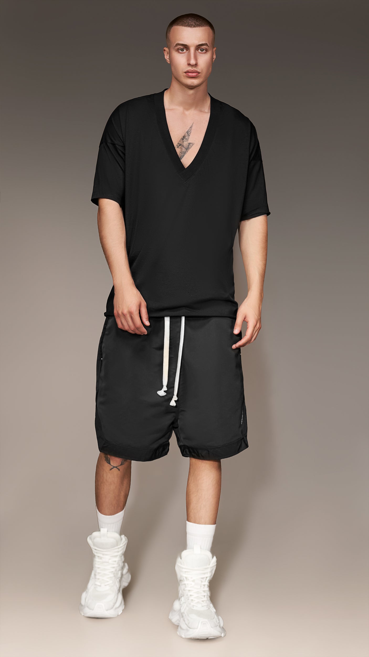 T-shirt z dekoltem - T15802
