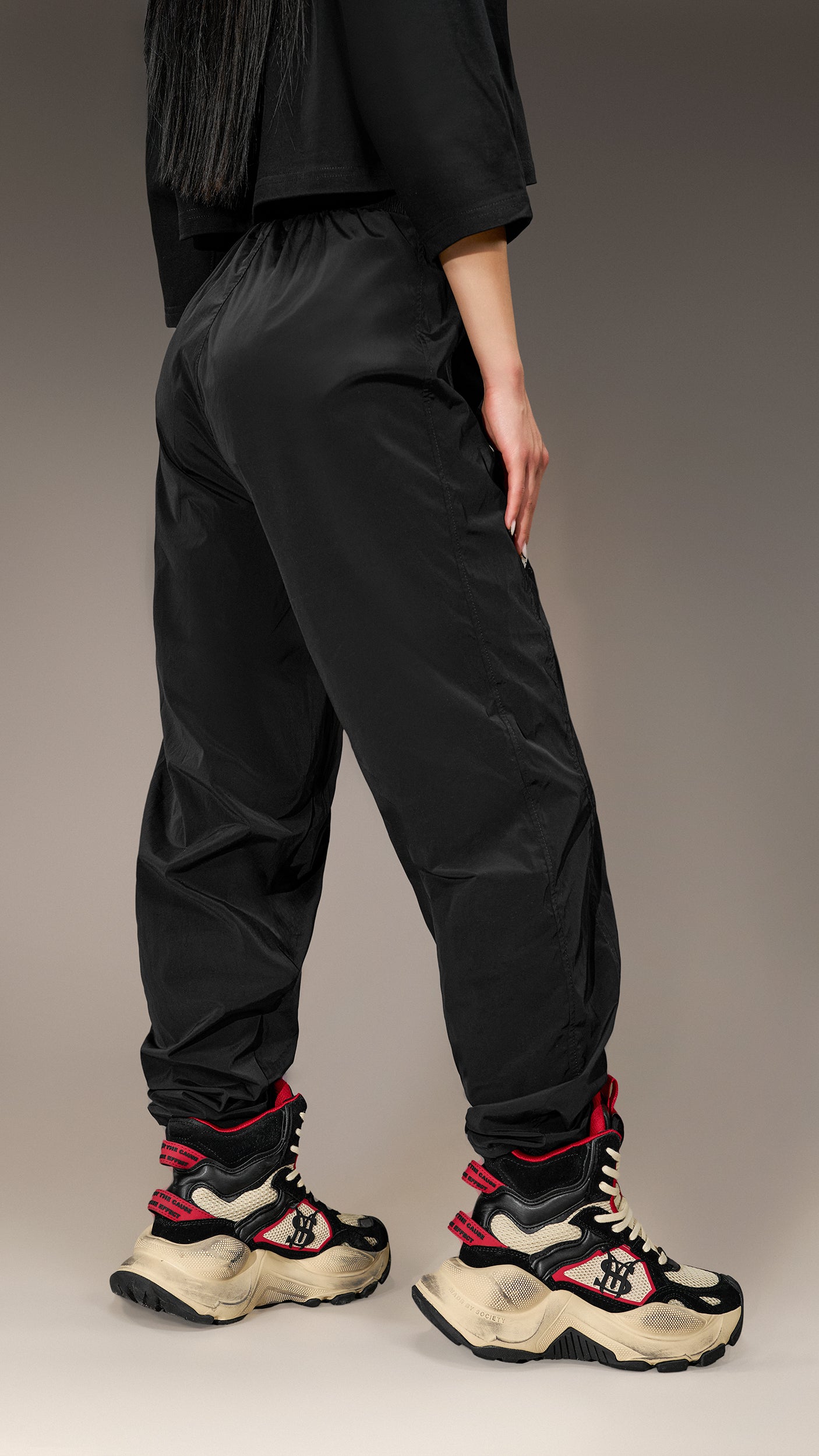 Spodnie Joggers „Made by Society” – P26203