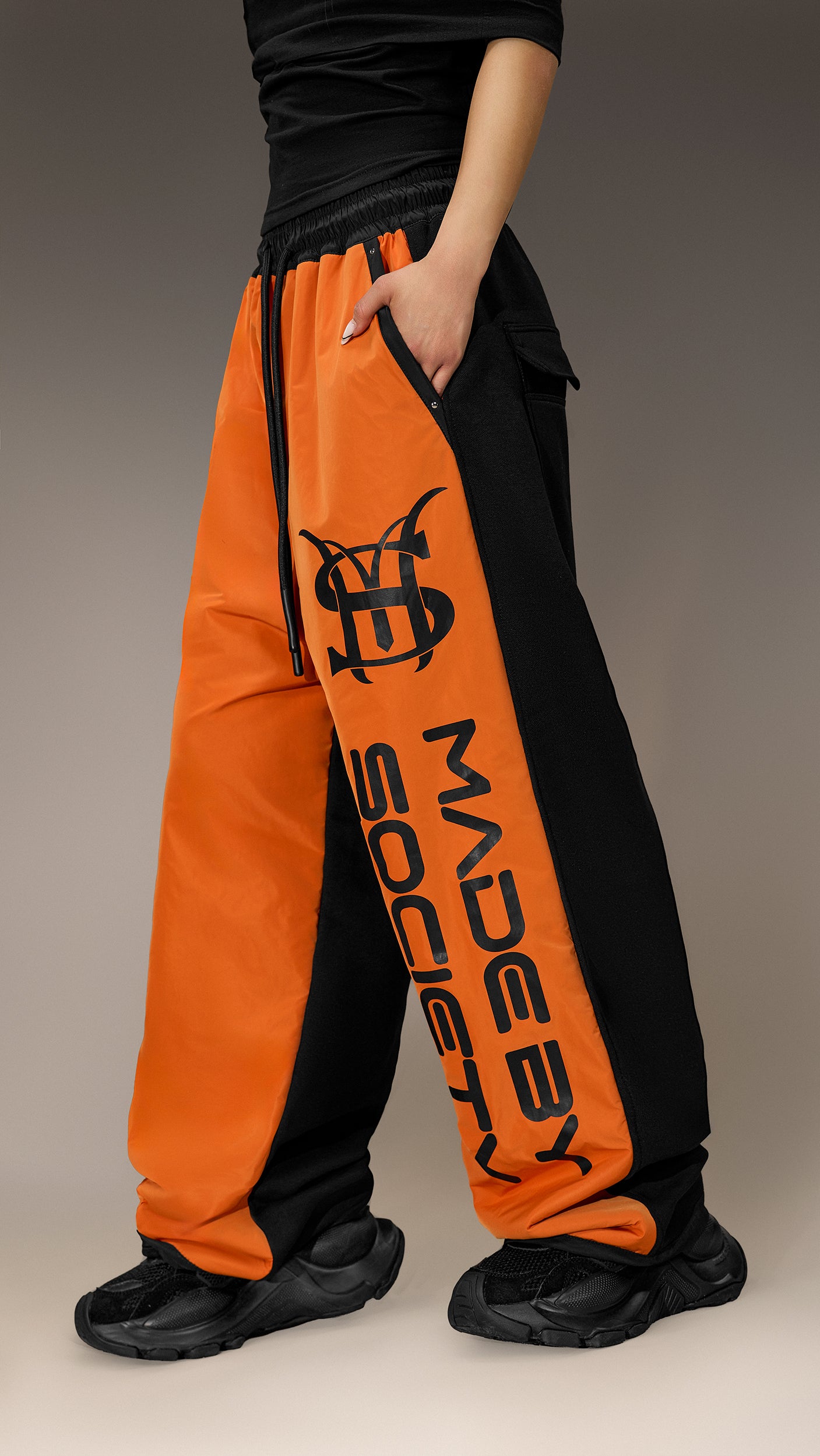 Spodnie Oversize Made By Society – P26041