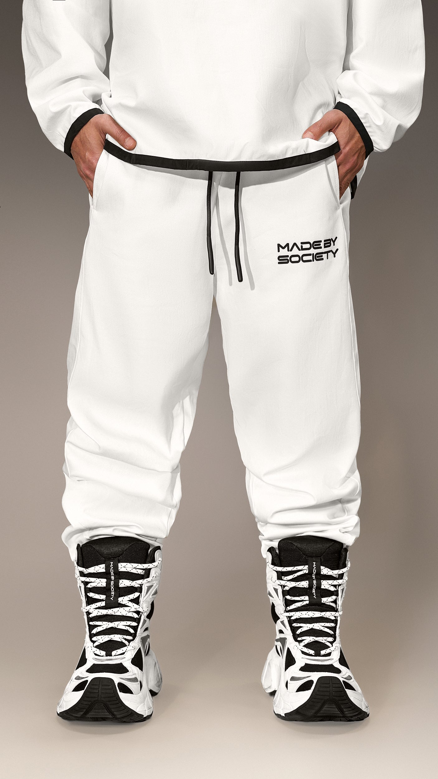 Pantaloni Made by Society – P16130