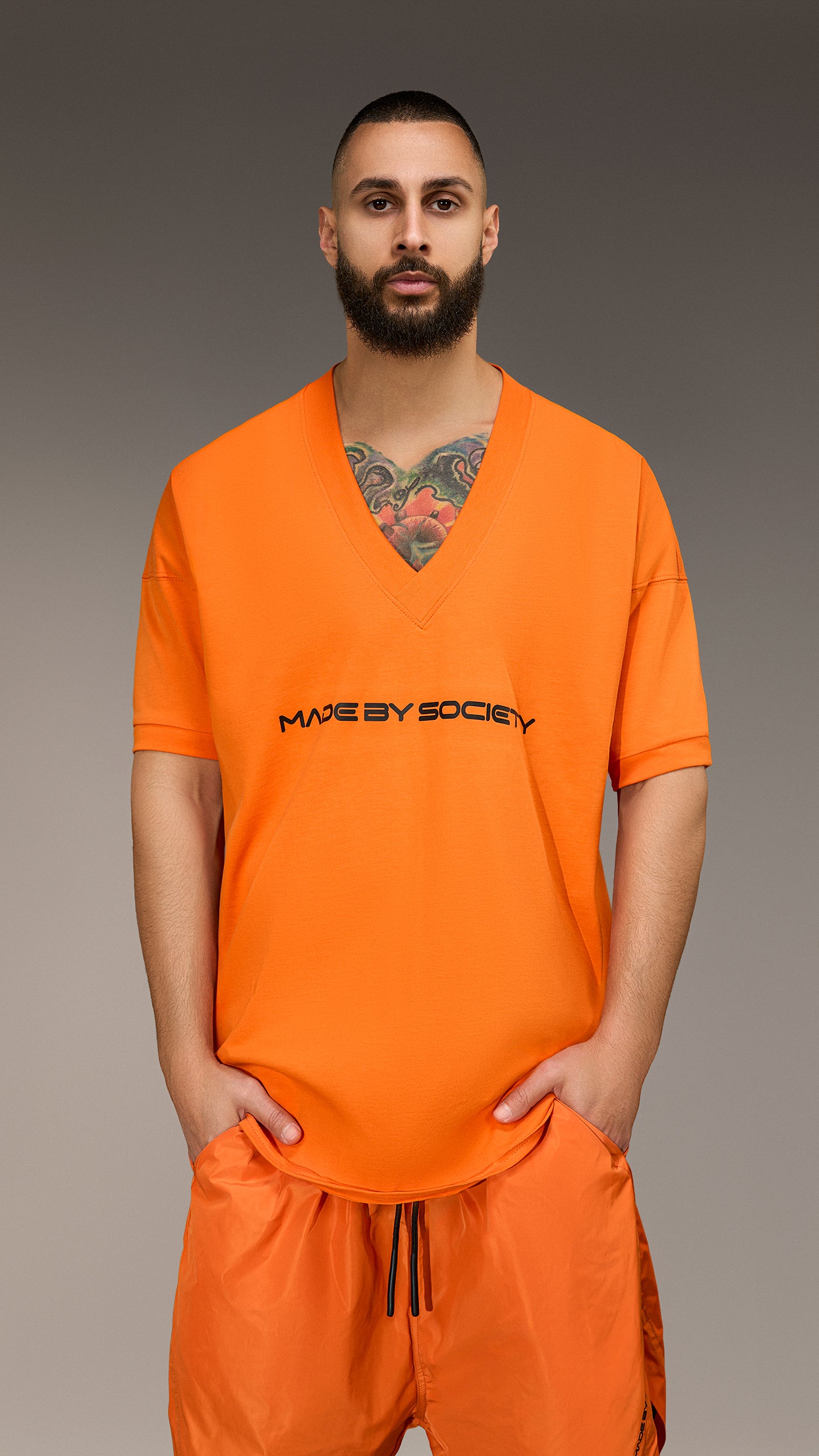 Oversized T-shirt with Neckline - T16142