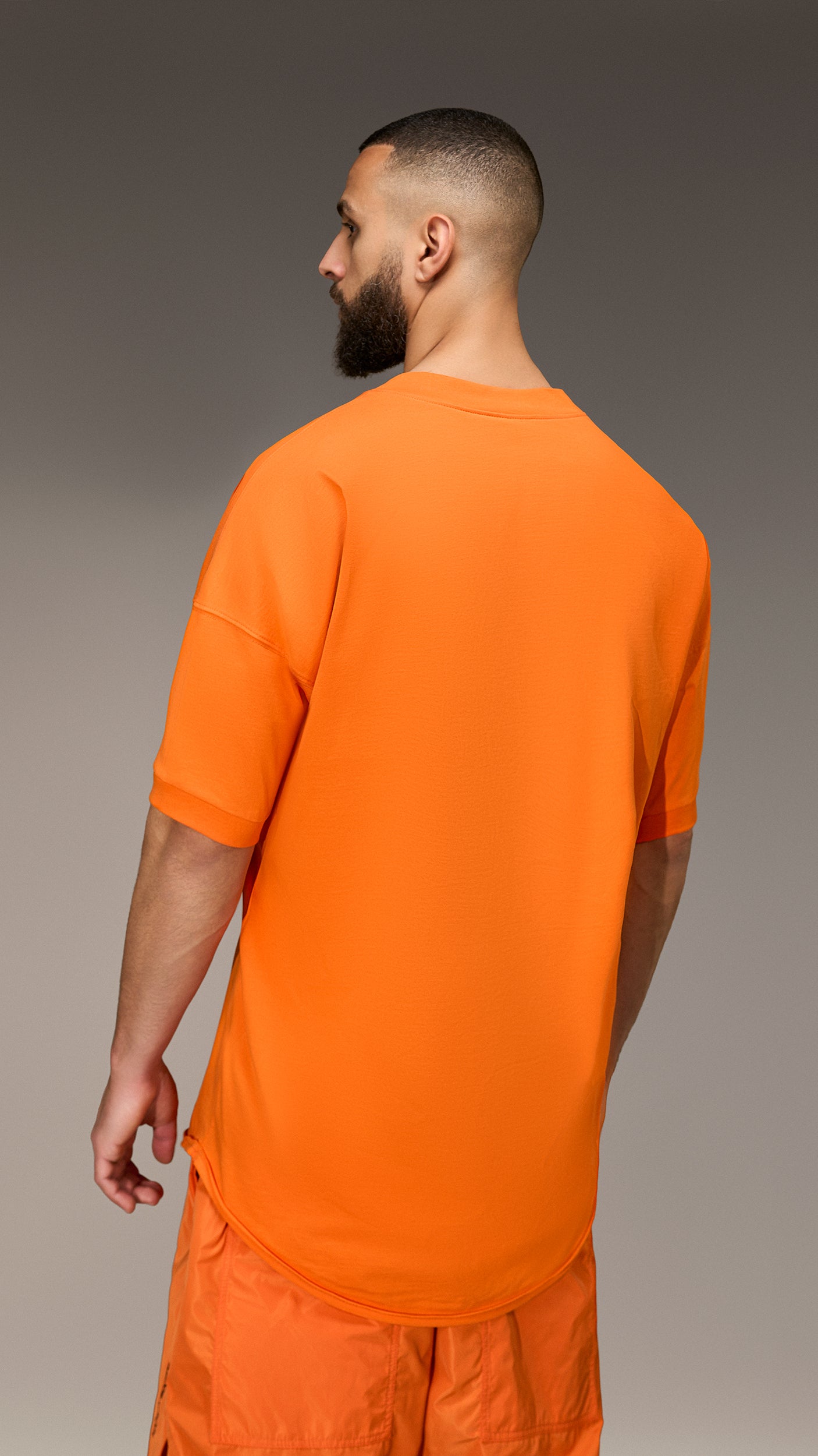 Oversized T-shirt with Neckline - T16142