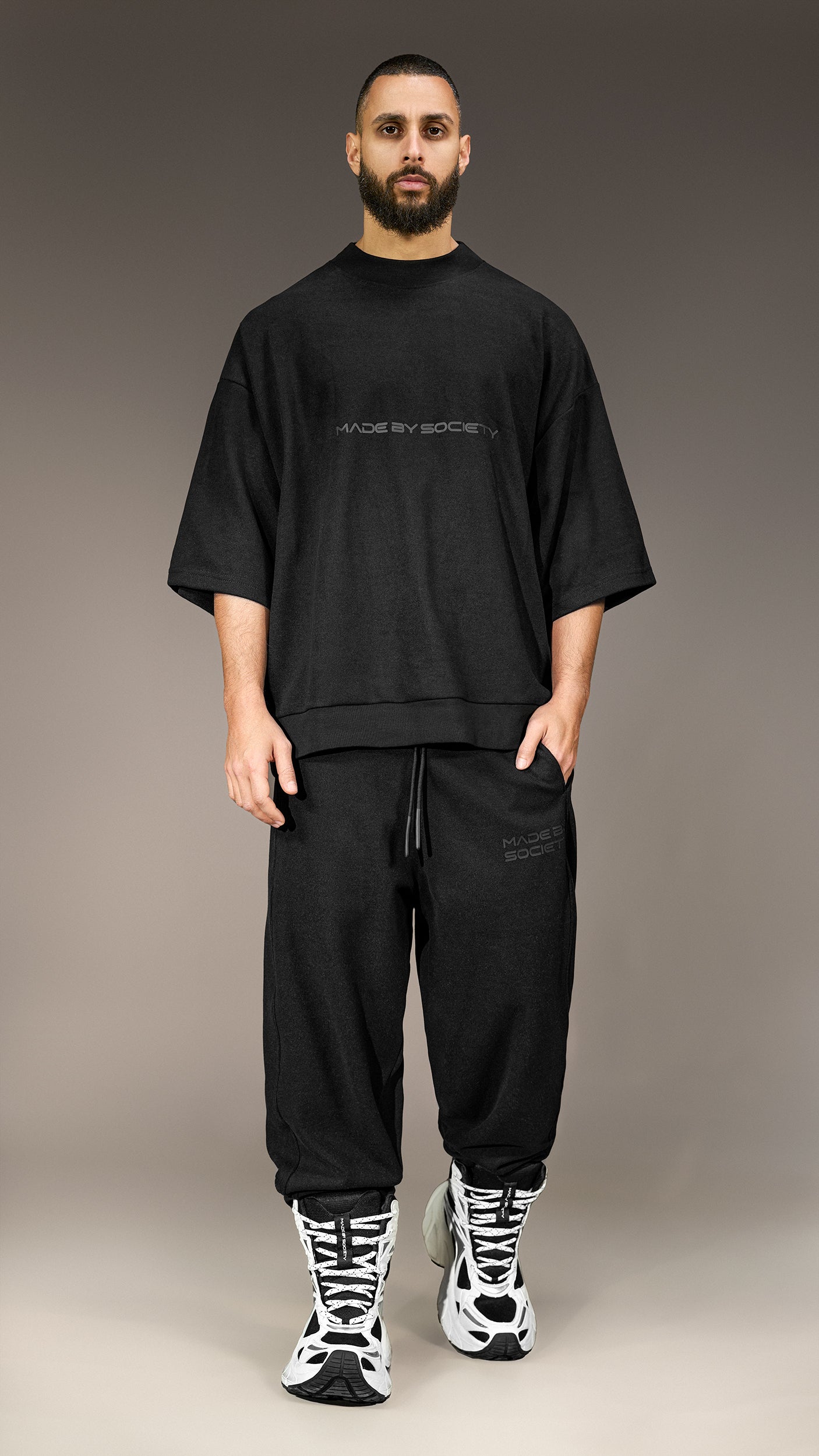 Oversized T-shirt z elastycznym rąbkiem - T16058
