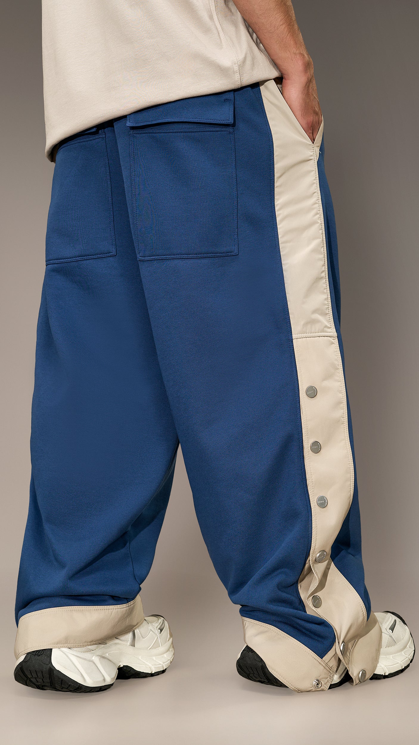 Pantaloni oversized cu capse – P16081