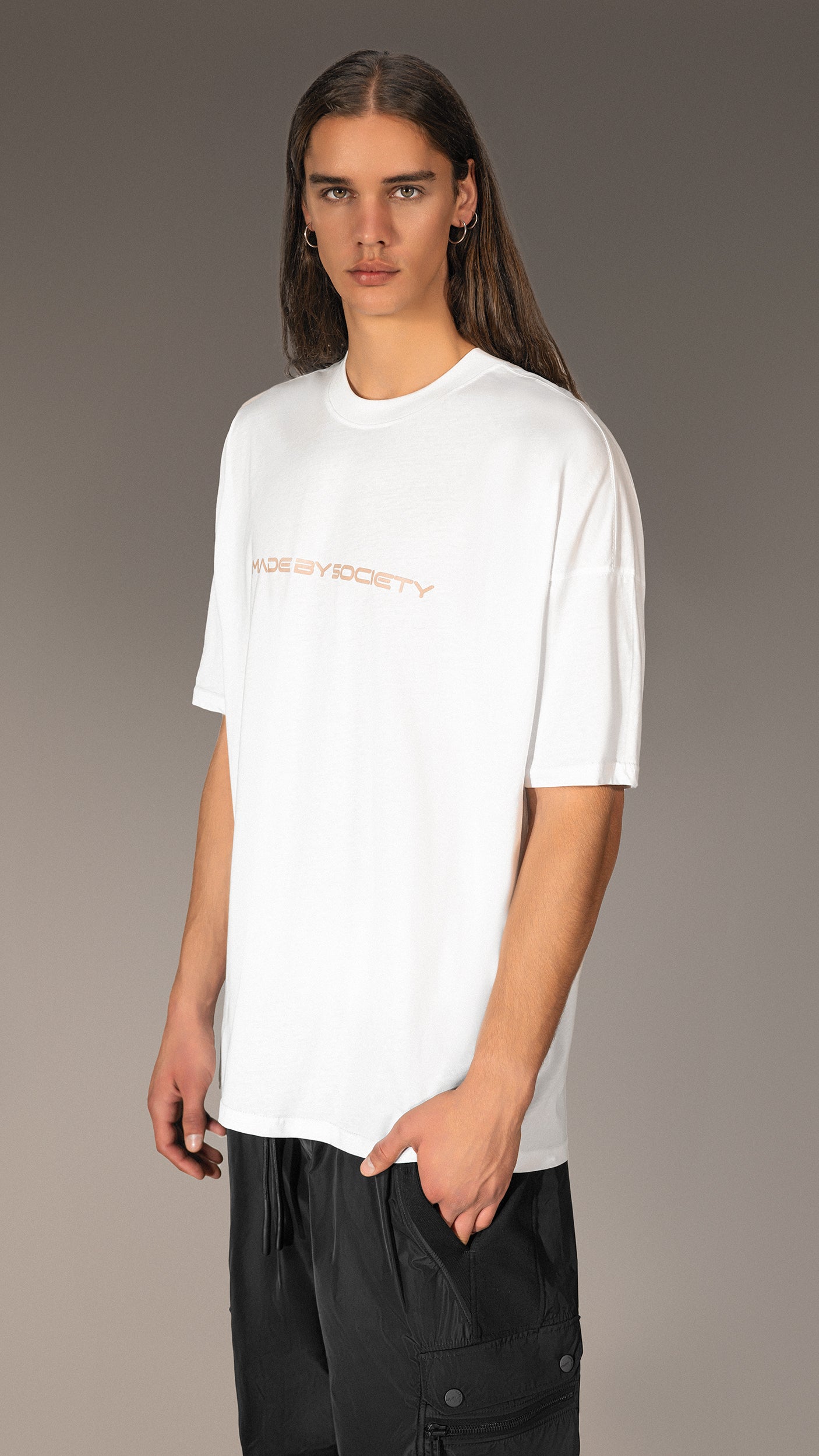 Biały T-shirt Made by Society - T15655