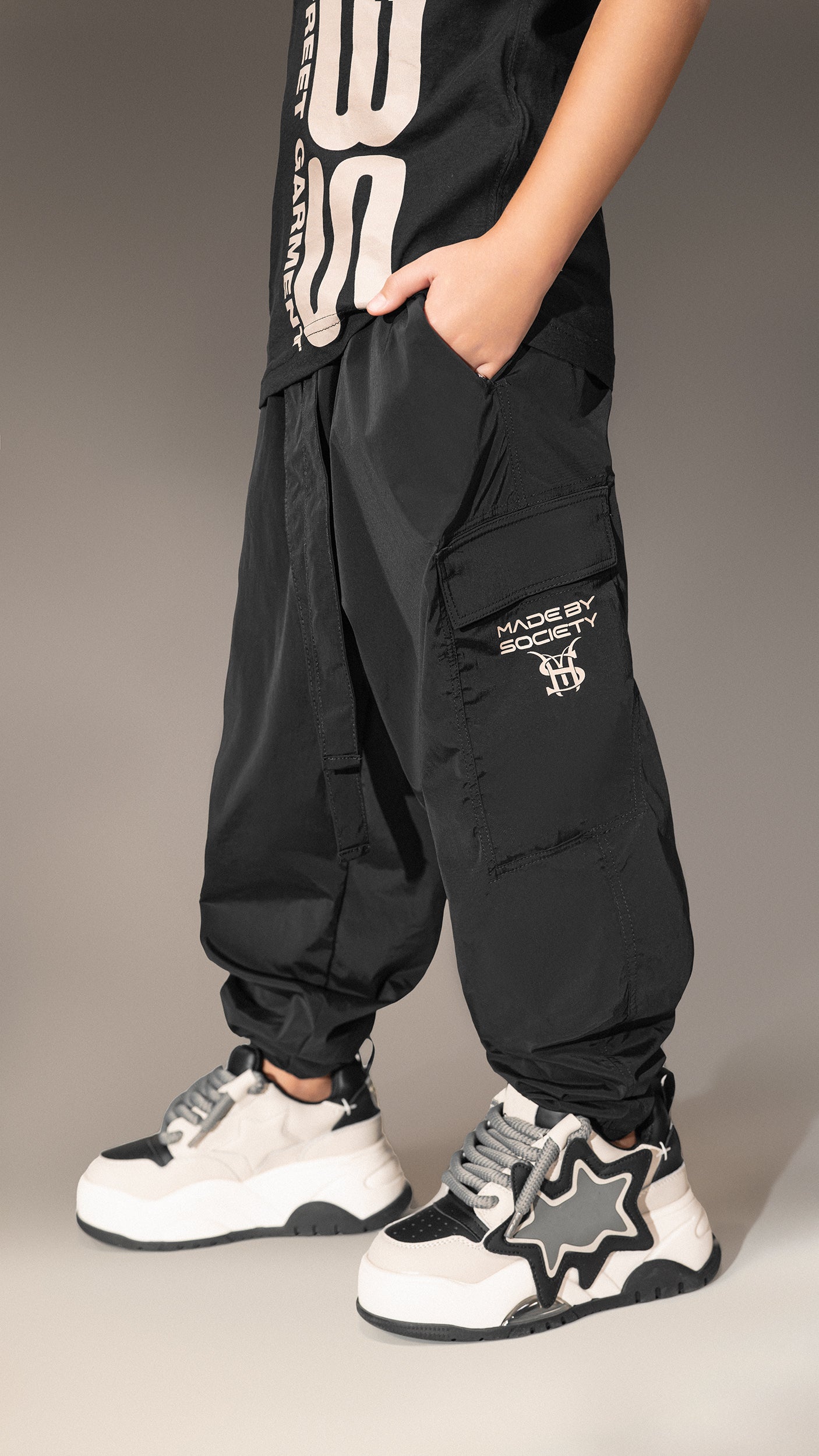 Spodnie cargo „Made By Society” - P35739