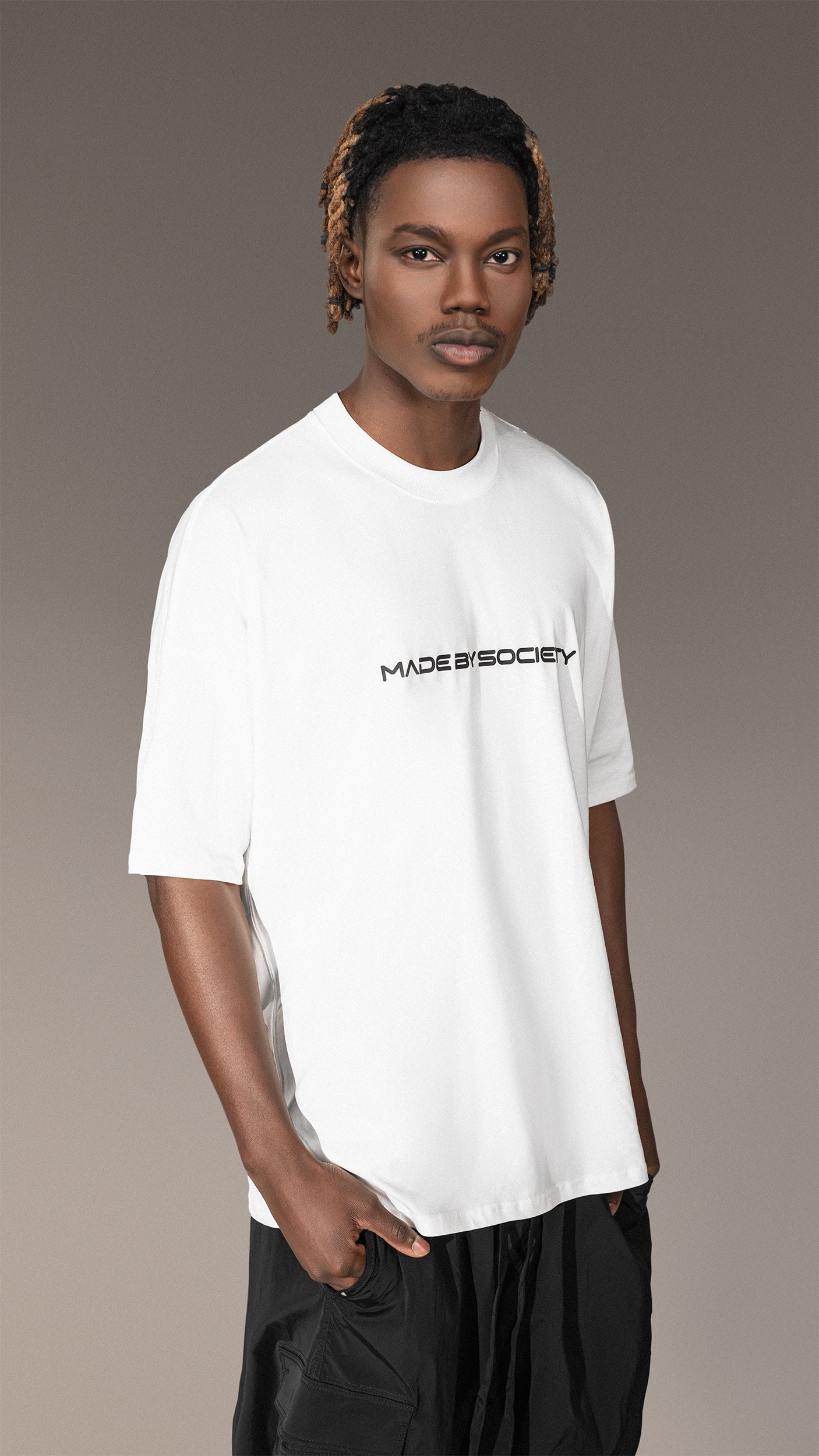 Miejski T-shirt MADE BY SOCIETY - T15730