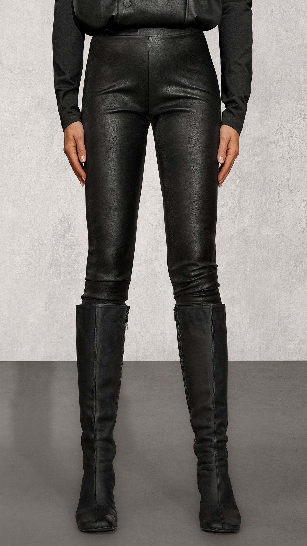 Pantaloni SATIN VOIR - P27803