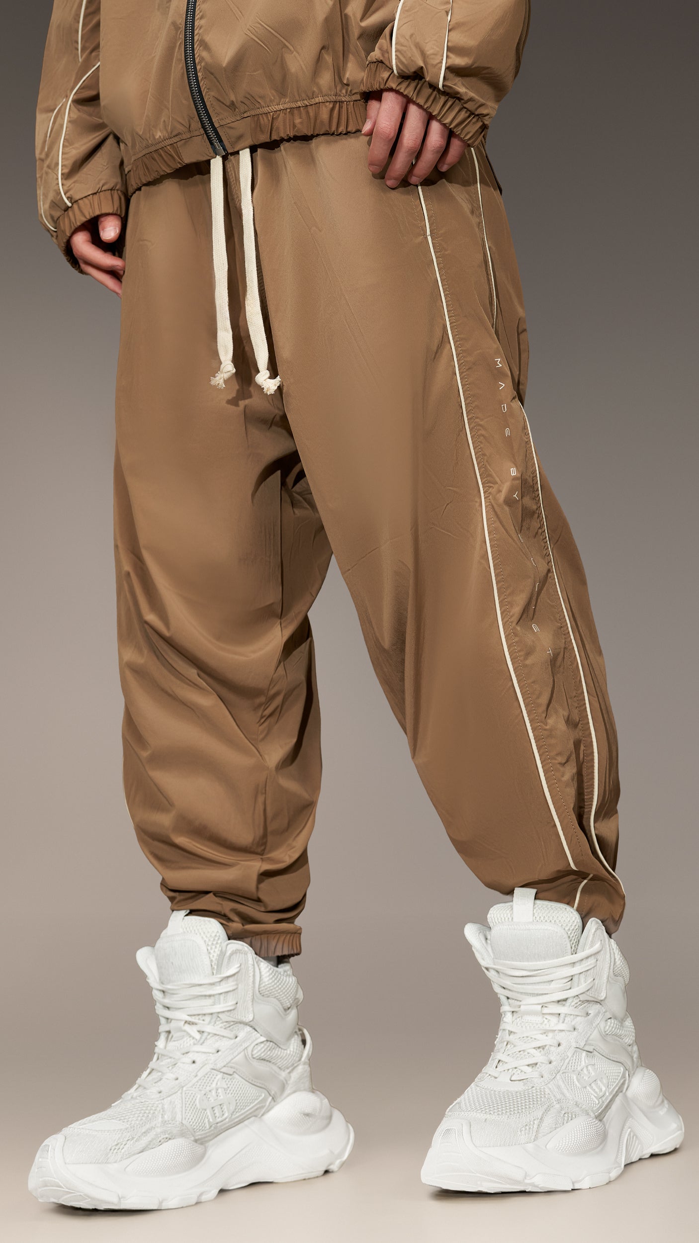 Pantalon Crimson Verse