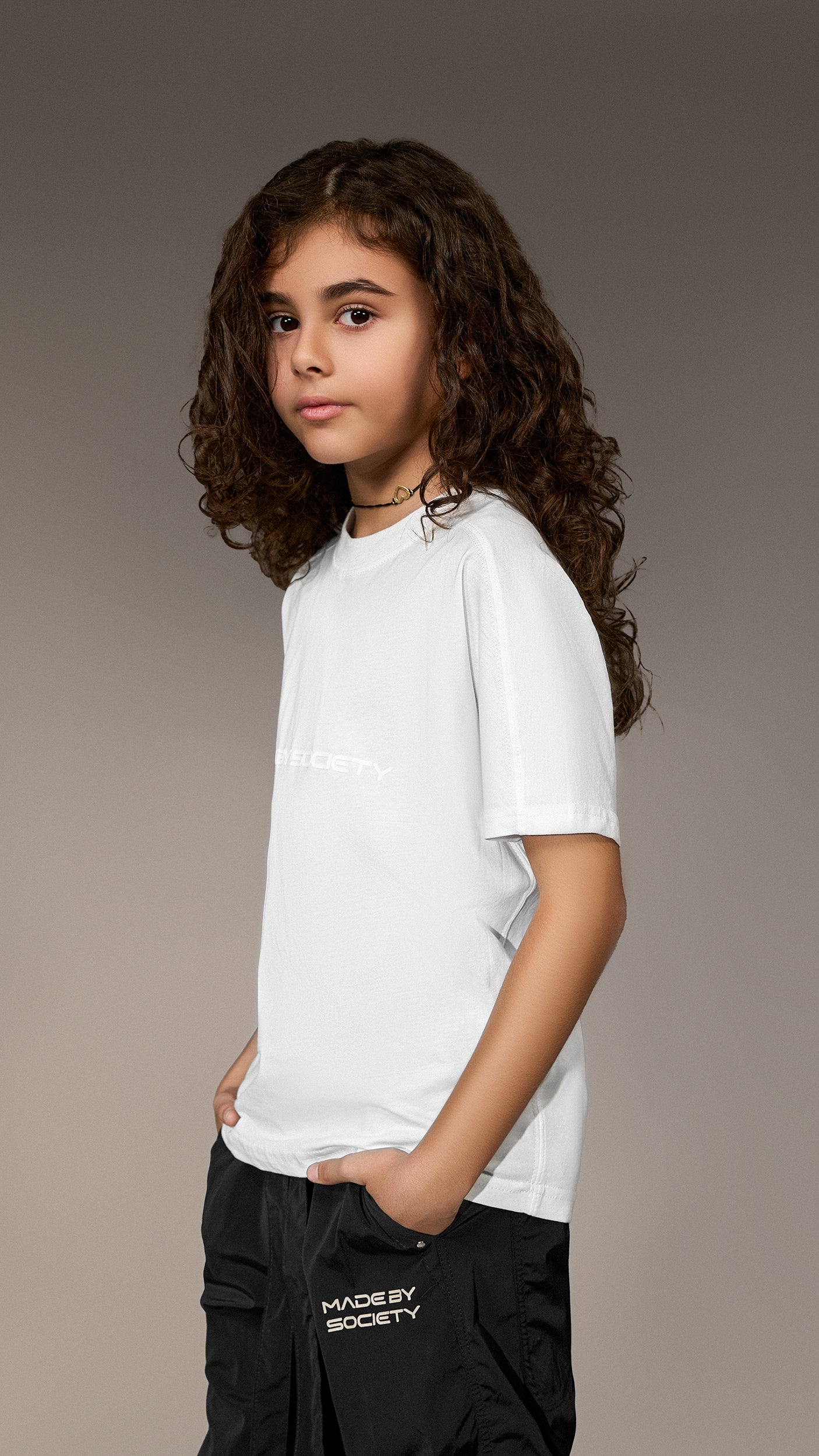 Biały T-shirt "Made by Society" - T35652