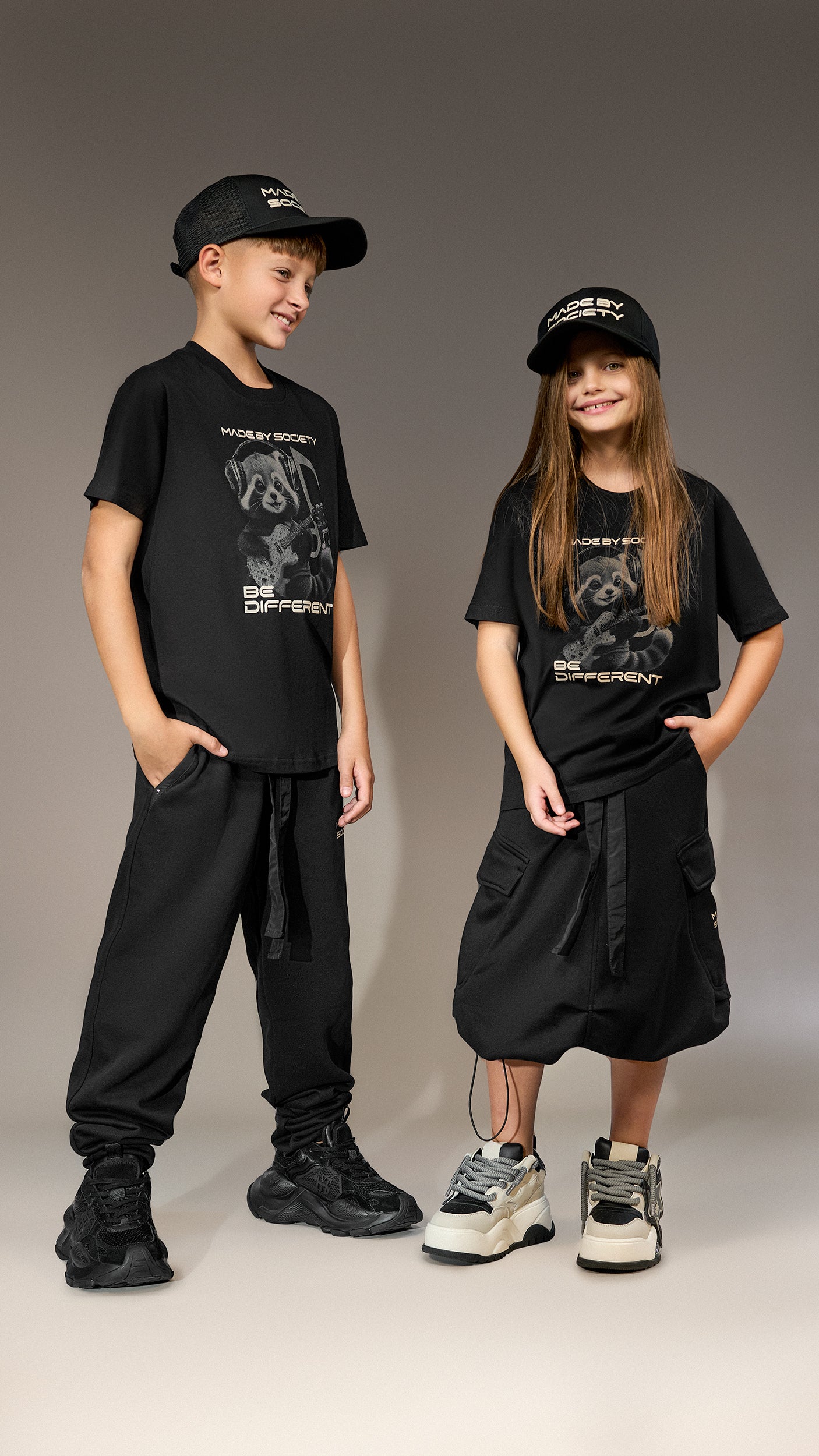 T-shirt "Be Different" Made by Society - T35852