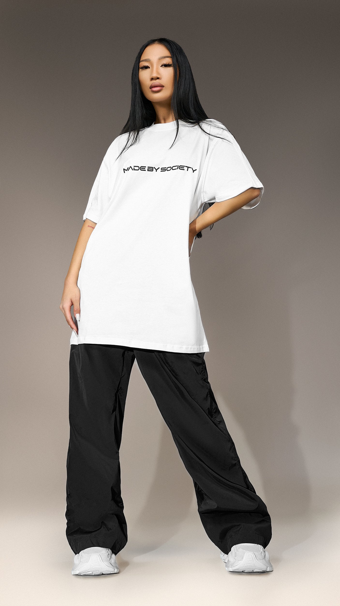 Oversized T-shirt "Made by Society" - T25845