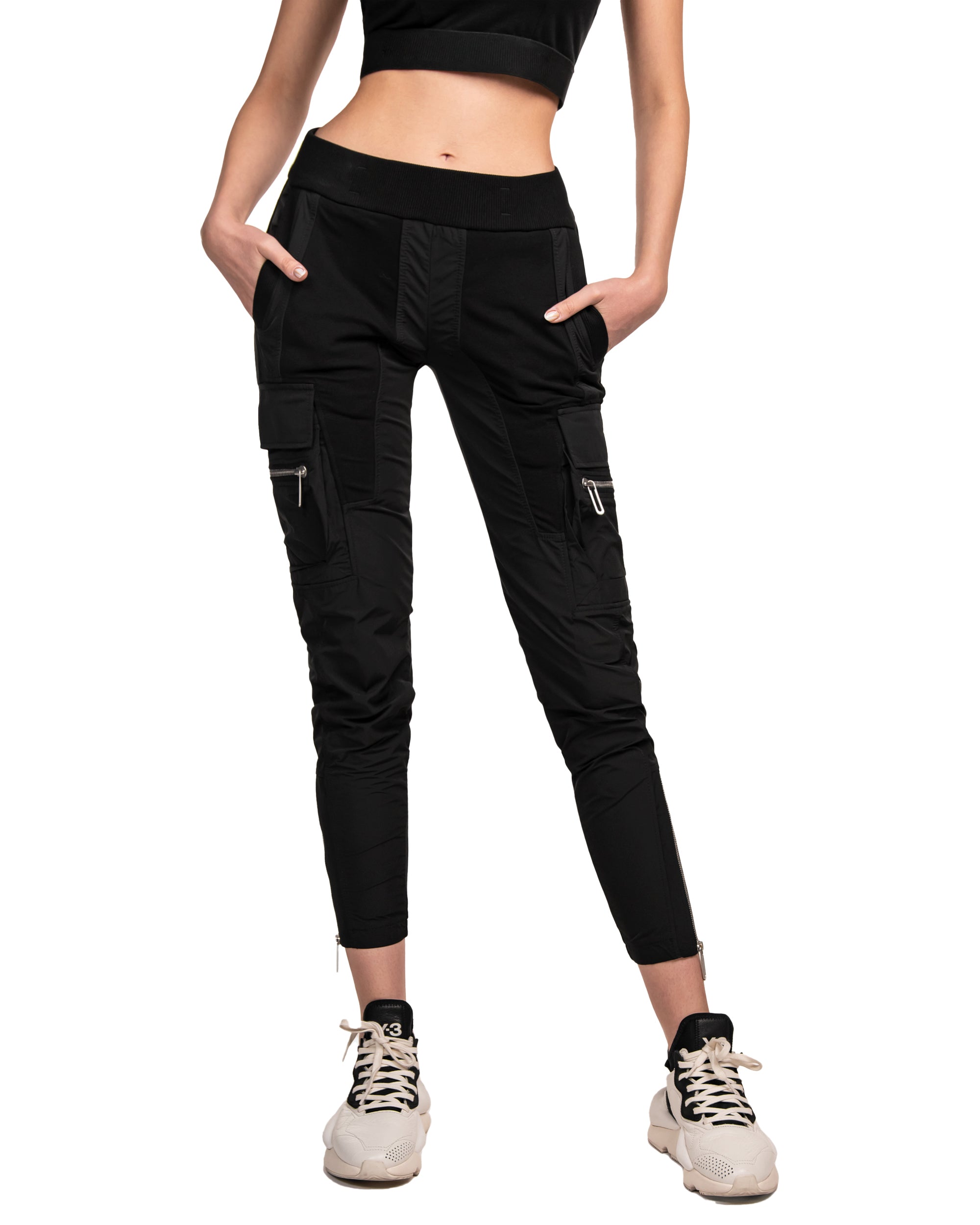 Spodnie dresowe cargo - P22602
