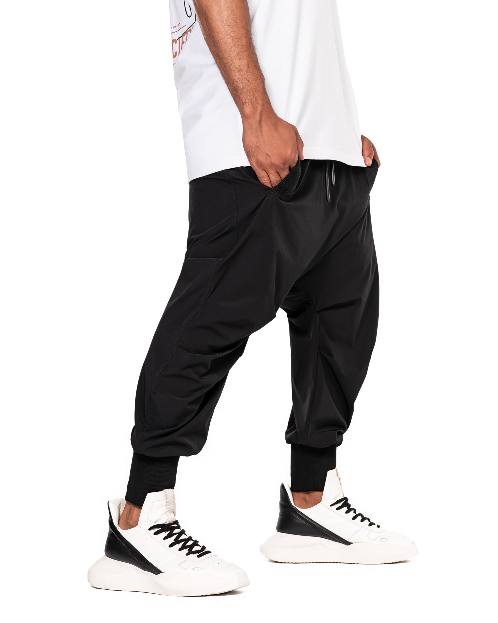 Epickie spodnie joggery - P13653