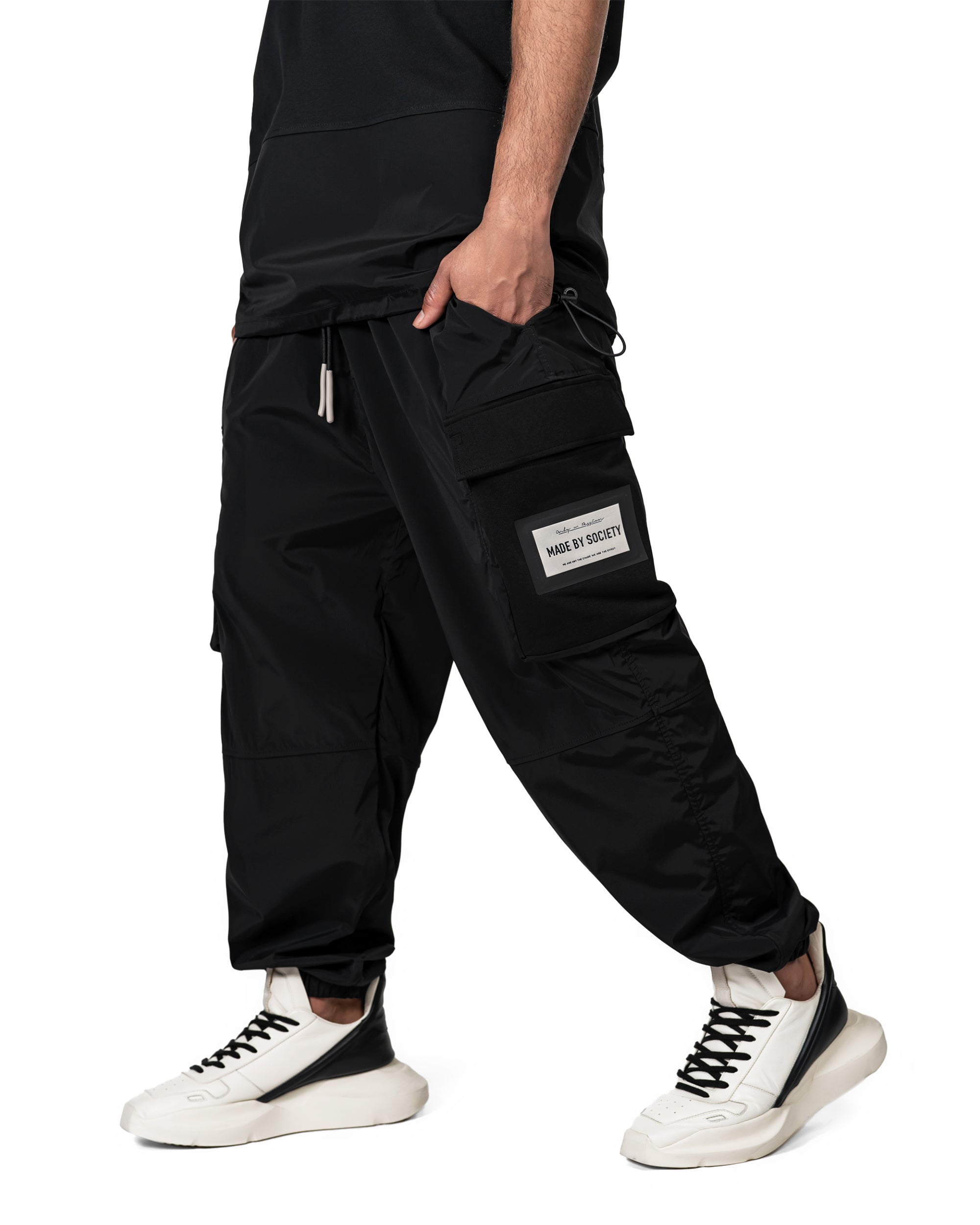Spodnie joggery - P14361