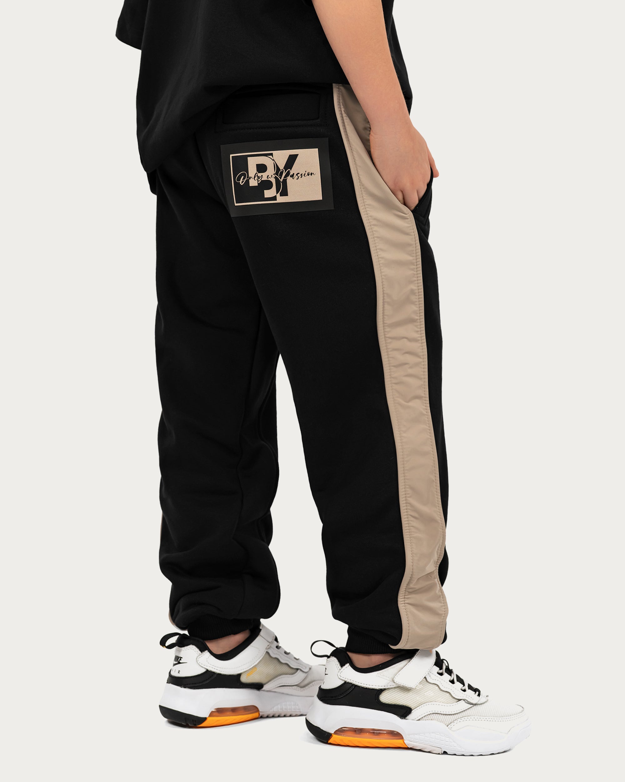 Luźne spodnie jogger - P35196