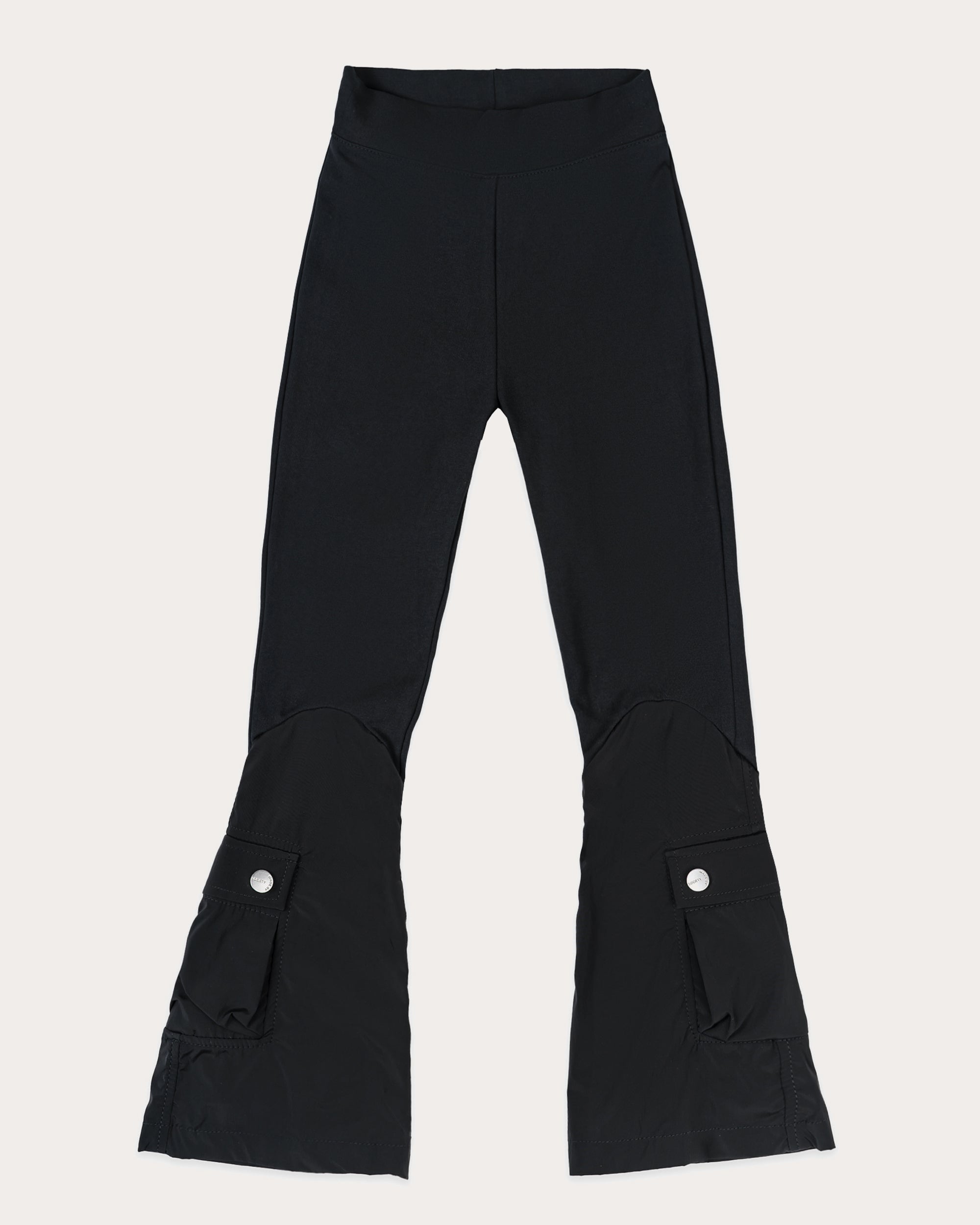 Rozkloszowane legginsy – P35210