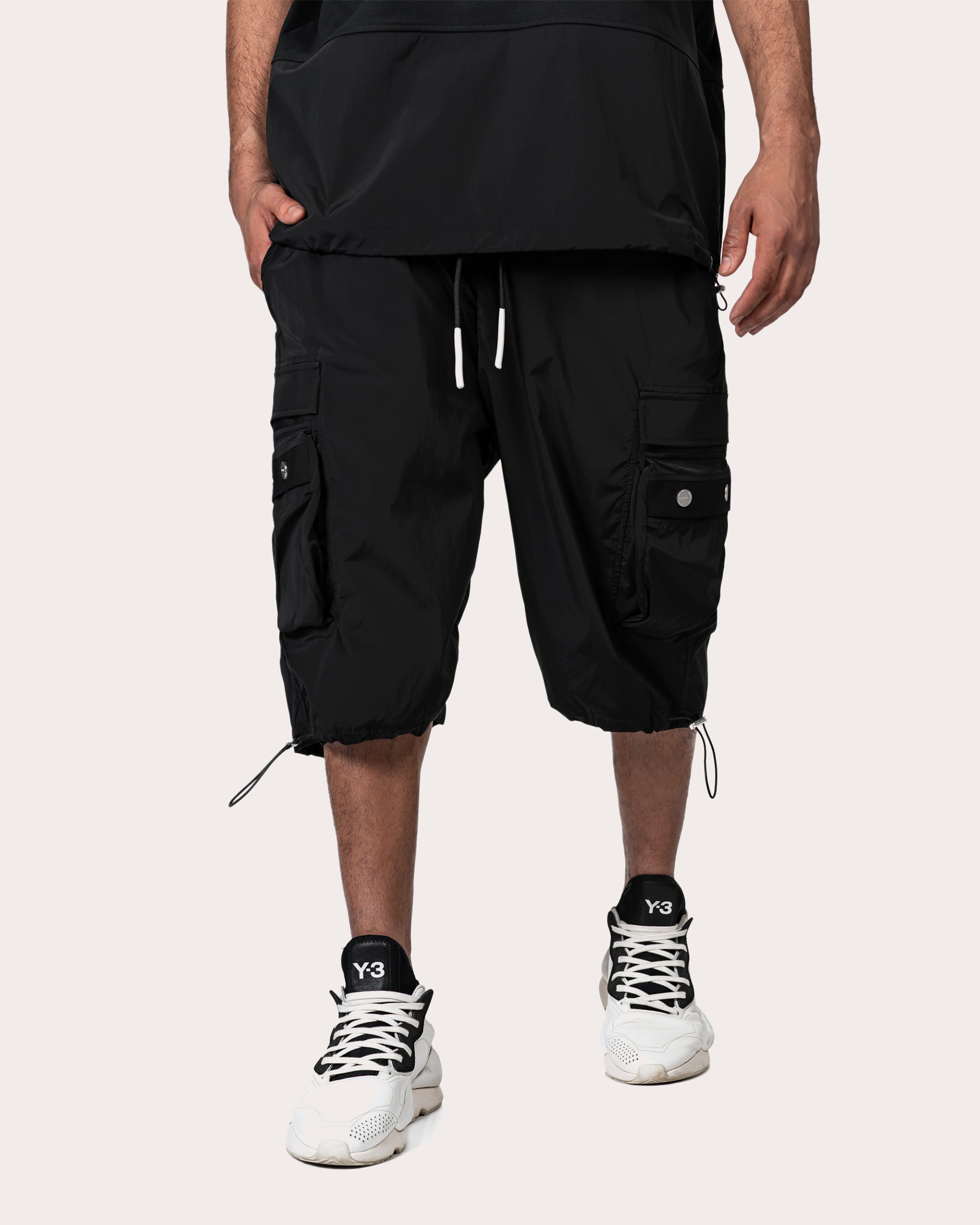 Stud cargo shorts - B14401