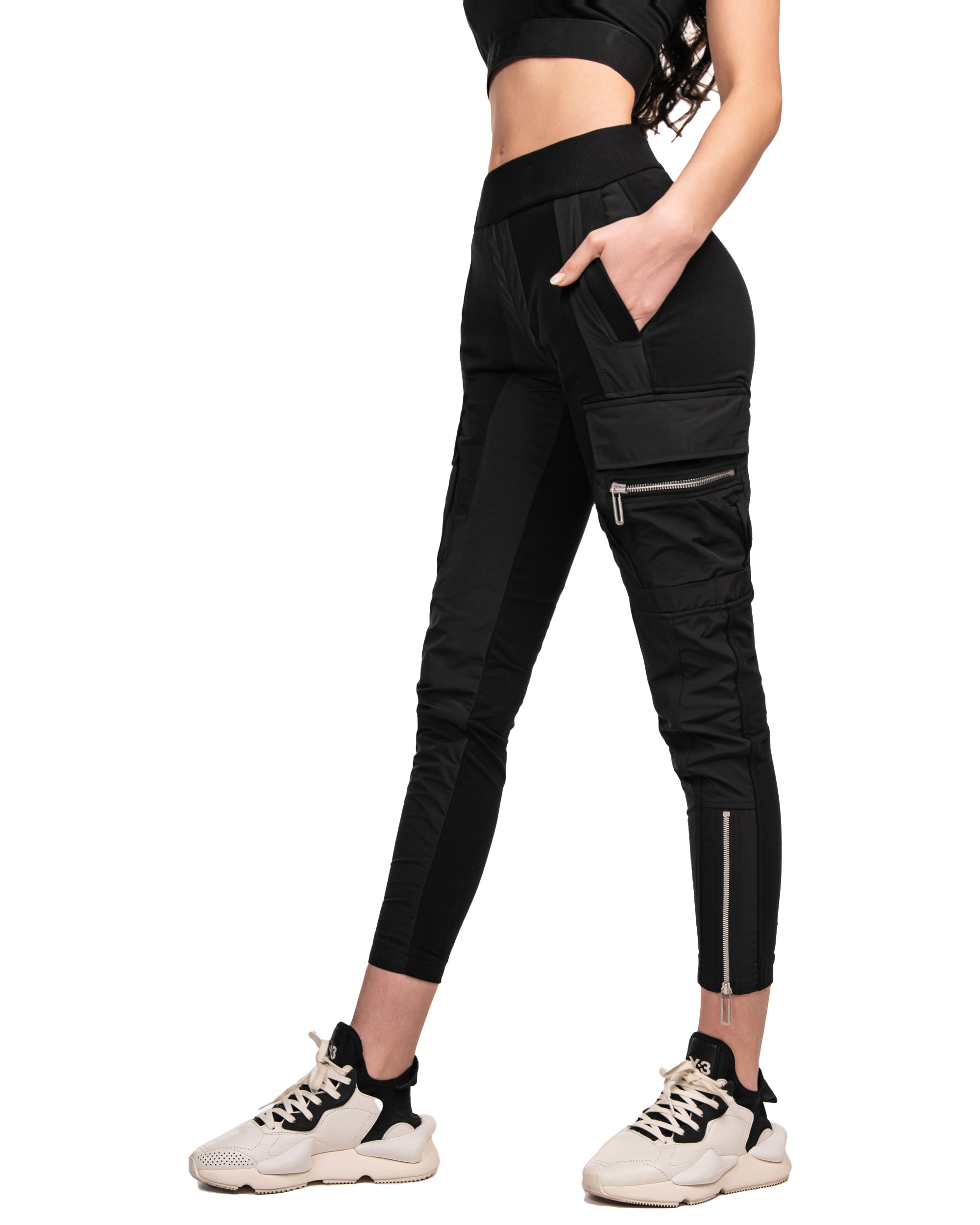 Spodnie dresowe cargo - P22602