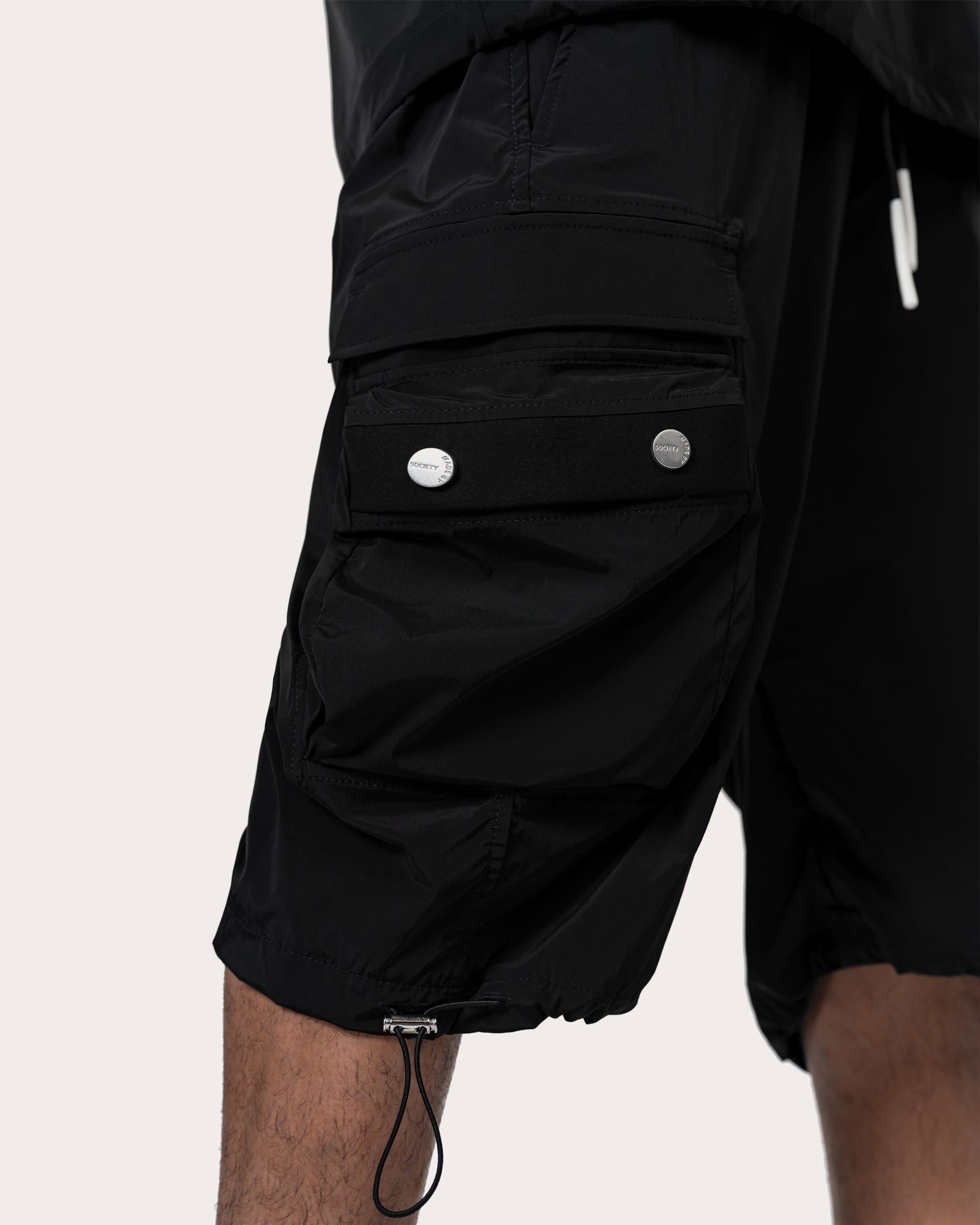 Stud cargo shorts - B14401