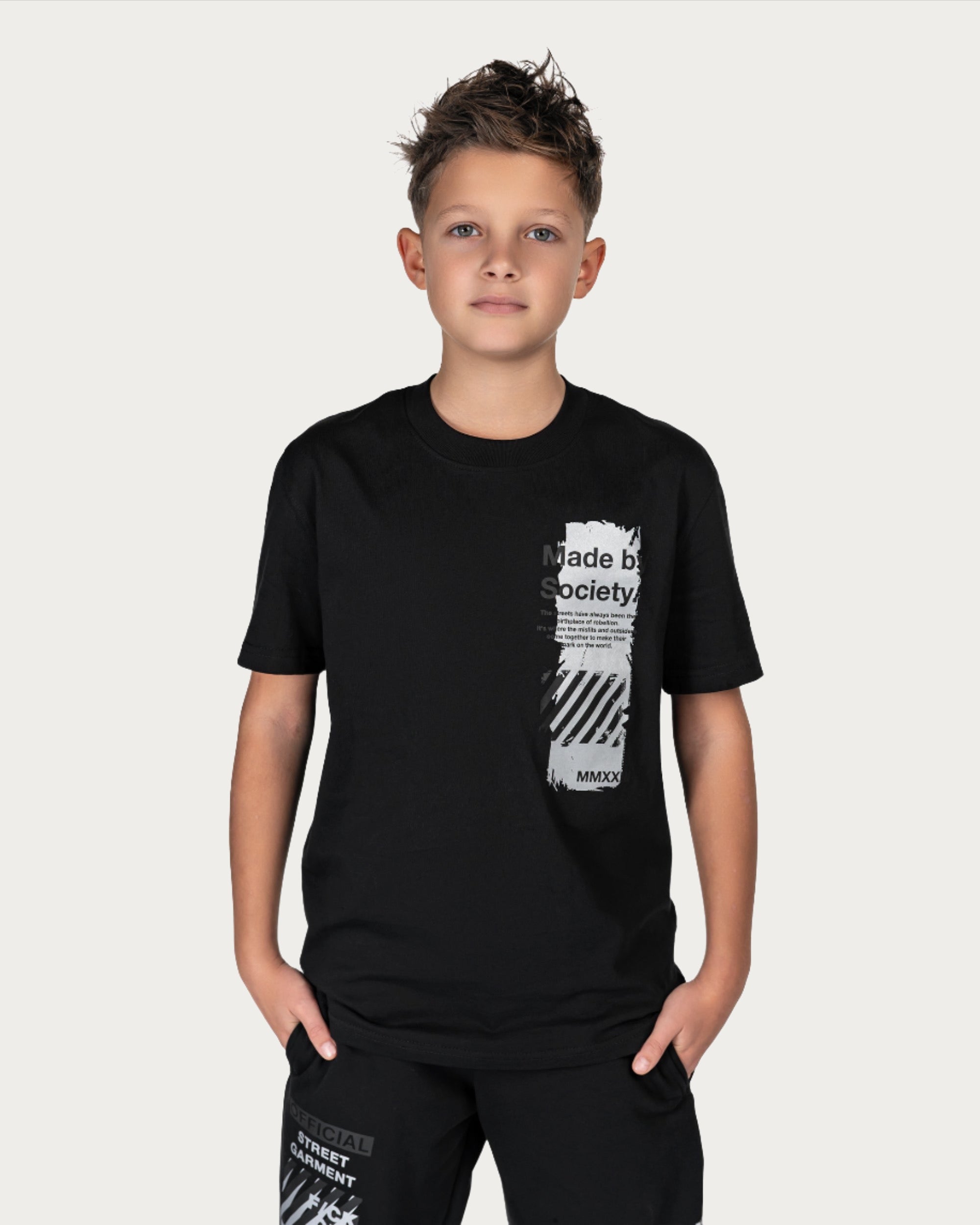 Oficjalna koszulka typu streetwear - T35009