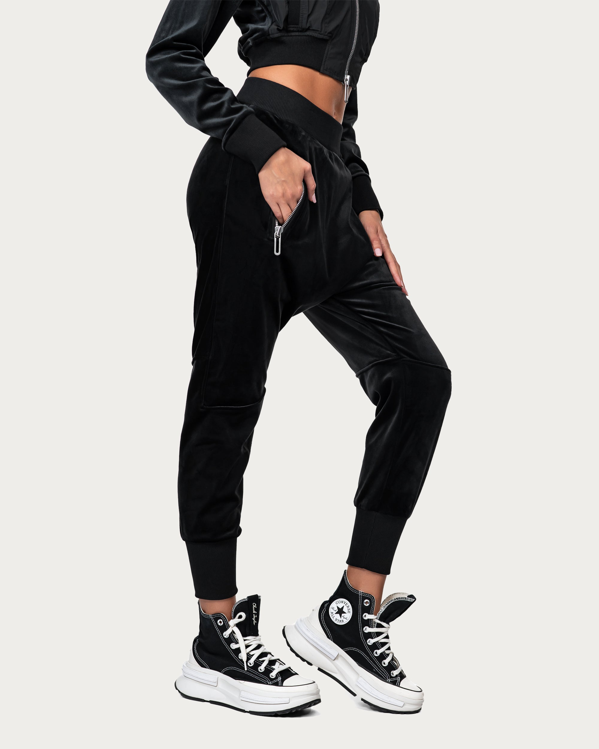 Velour jogger pants - P23193