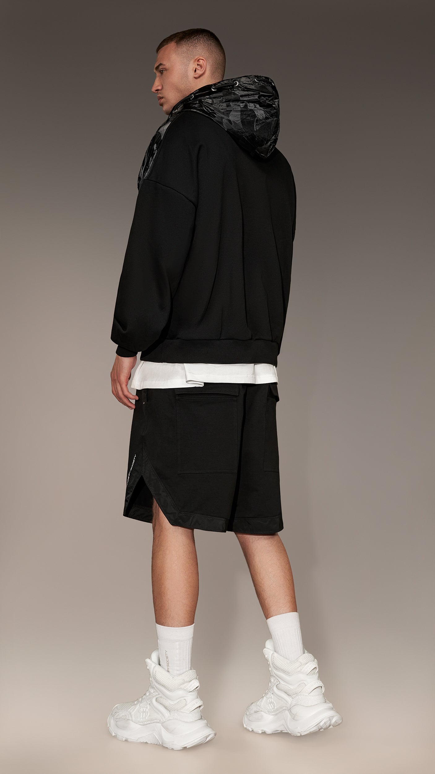 Bluza z kapturem w kamuflażu - H14948