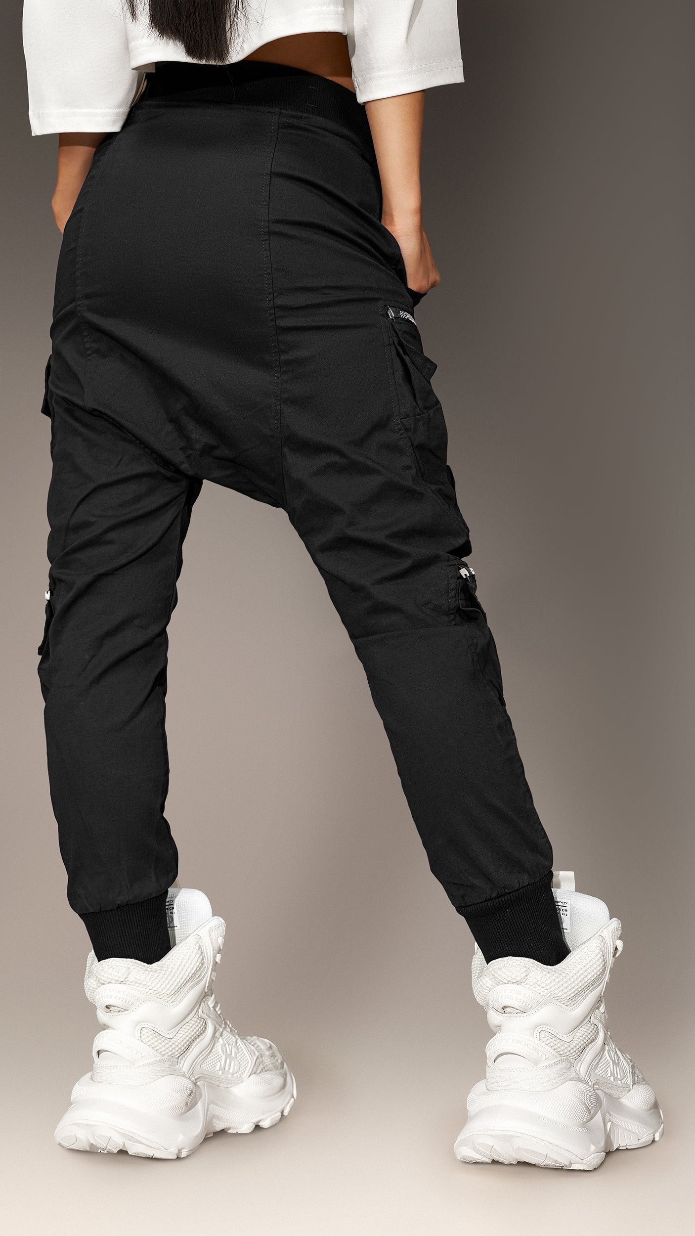 Pantaloni jogger - P21699