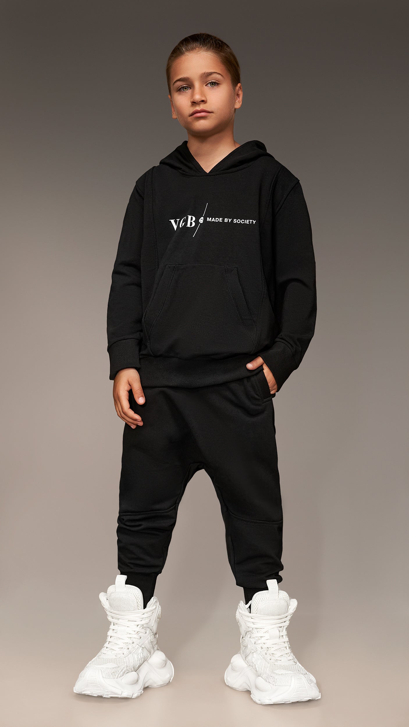Bluza z kapturem firmy Vgb - H32012