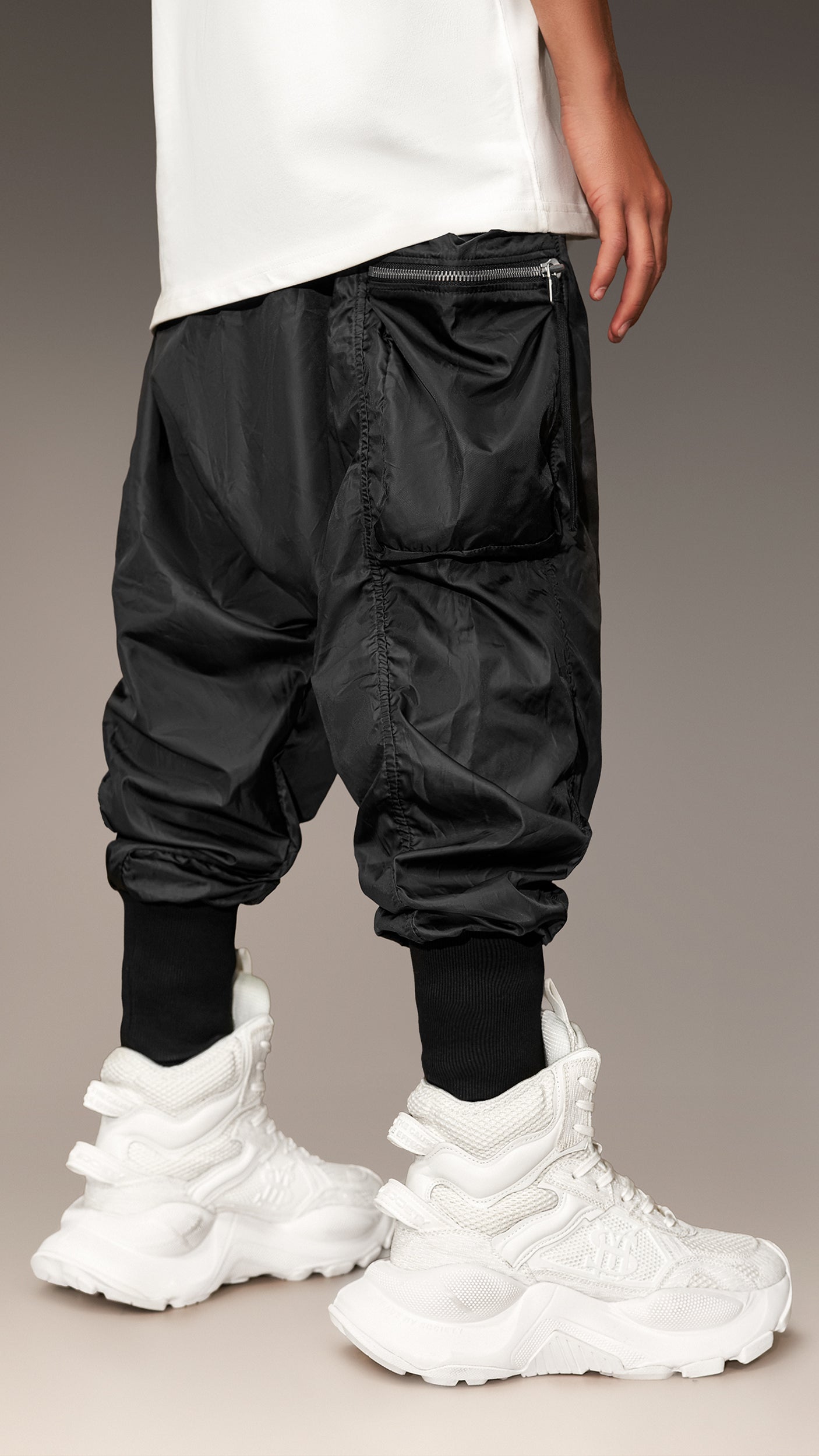 Spodnie joggery - P11191