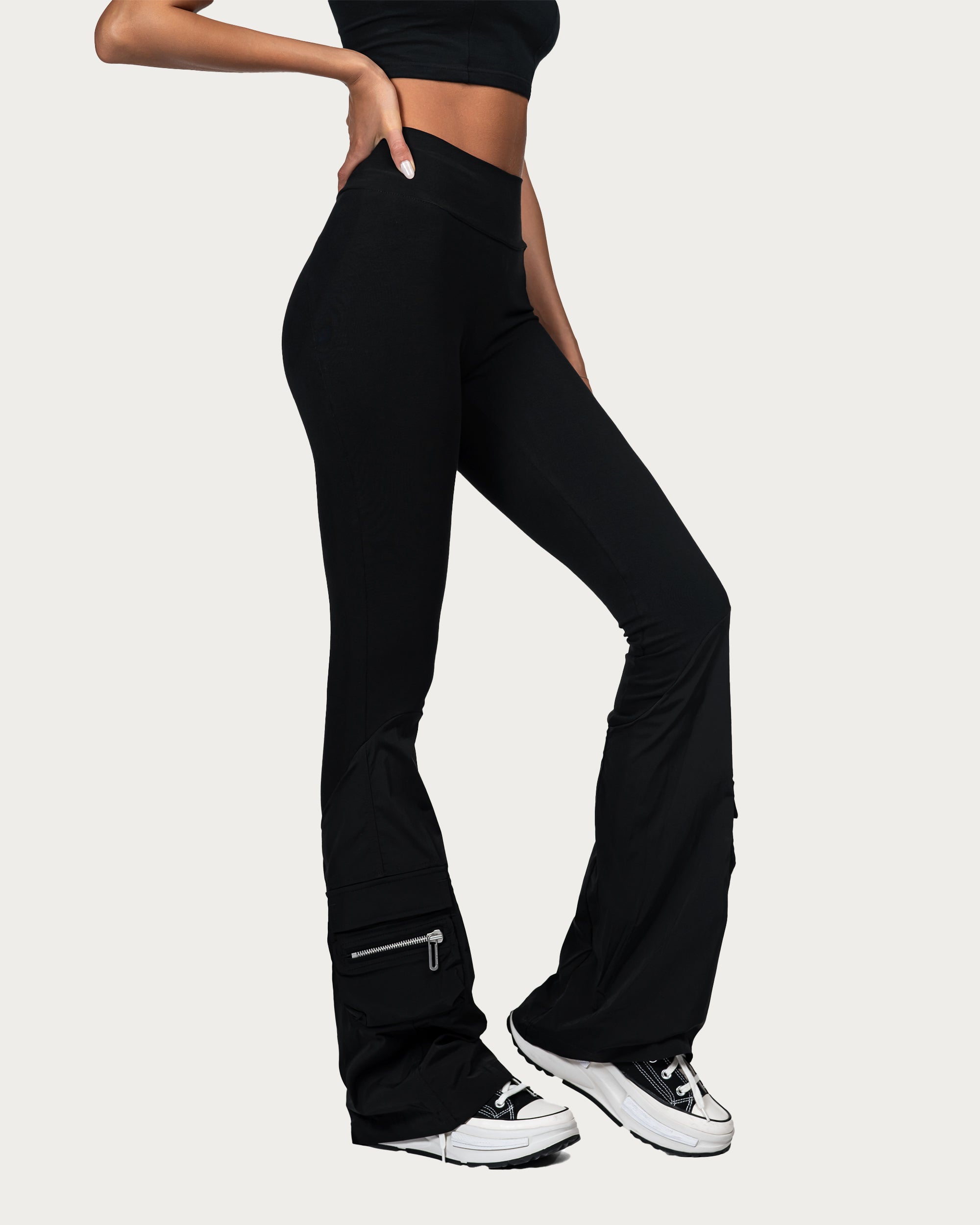 Rozkloszowane legginsy - P24396