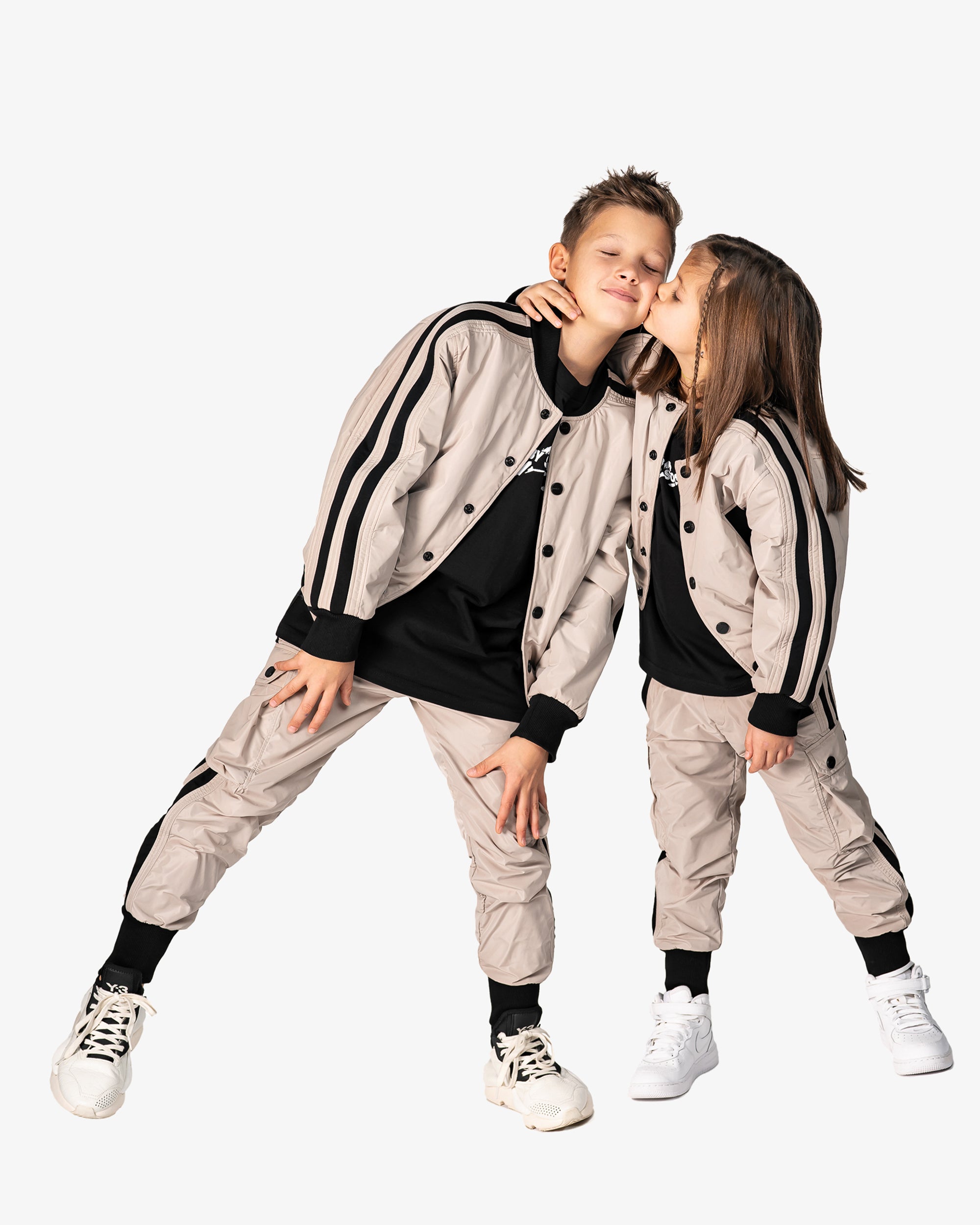 Kurtka bomber w paski - J34130