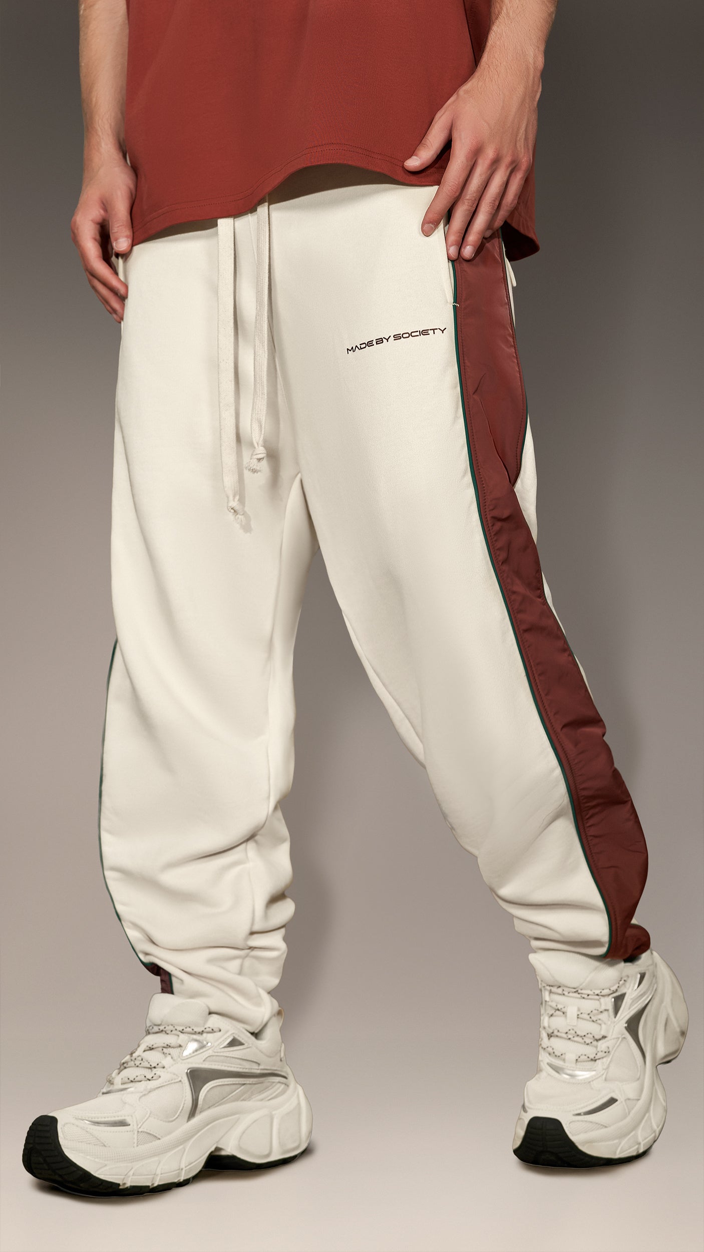 Pantaloni joggers - P16720