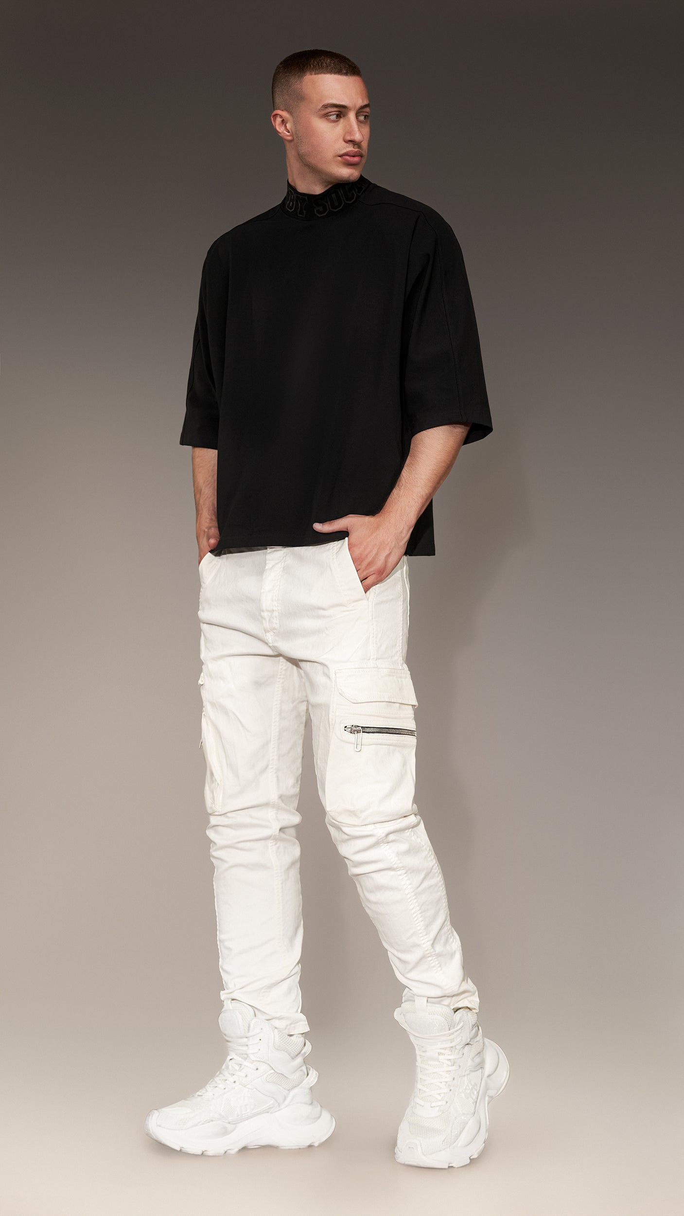 Denimowe spodnie cargo „Made by Society” – P14151