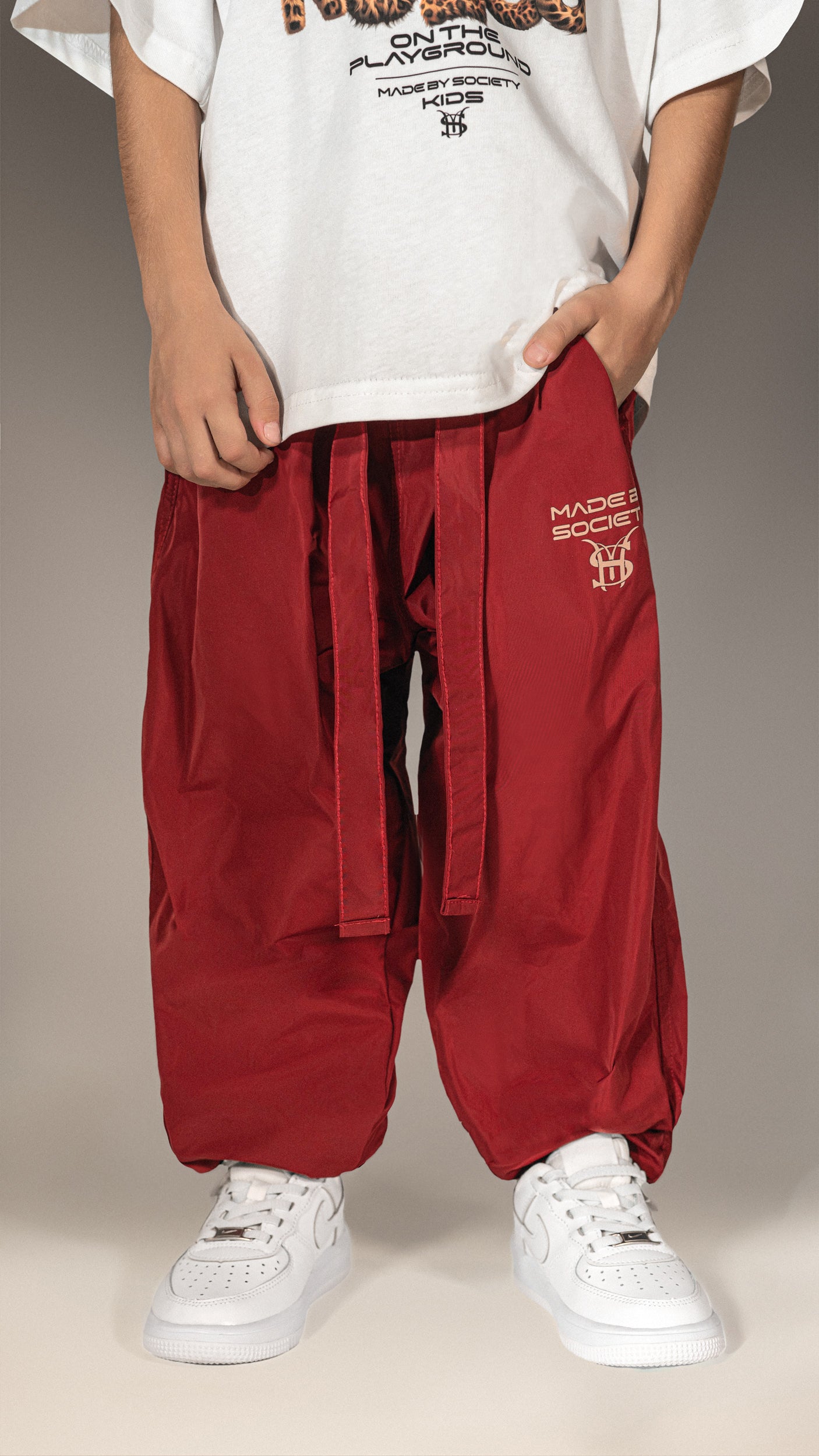 Pantaloni oversize"Made by Society"- P35638