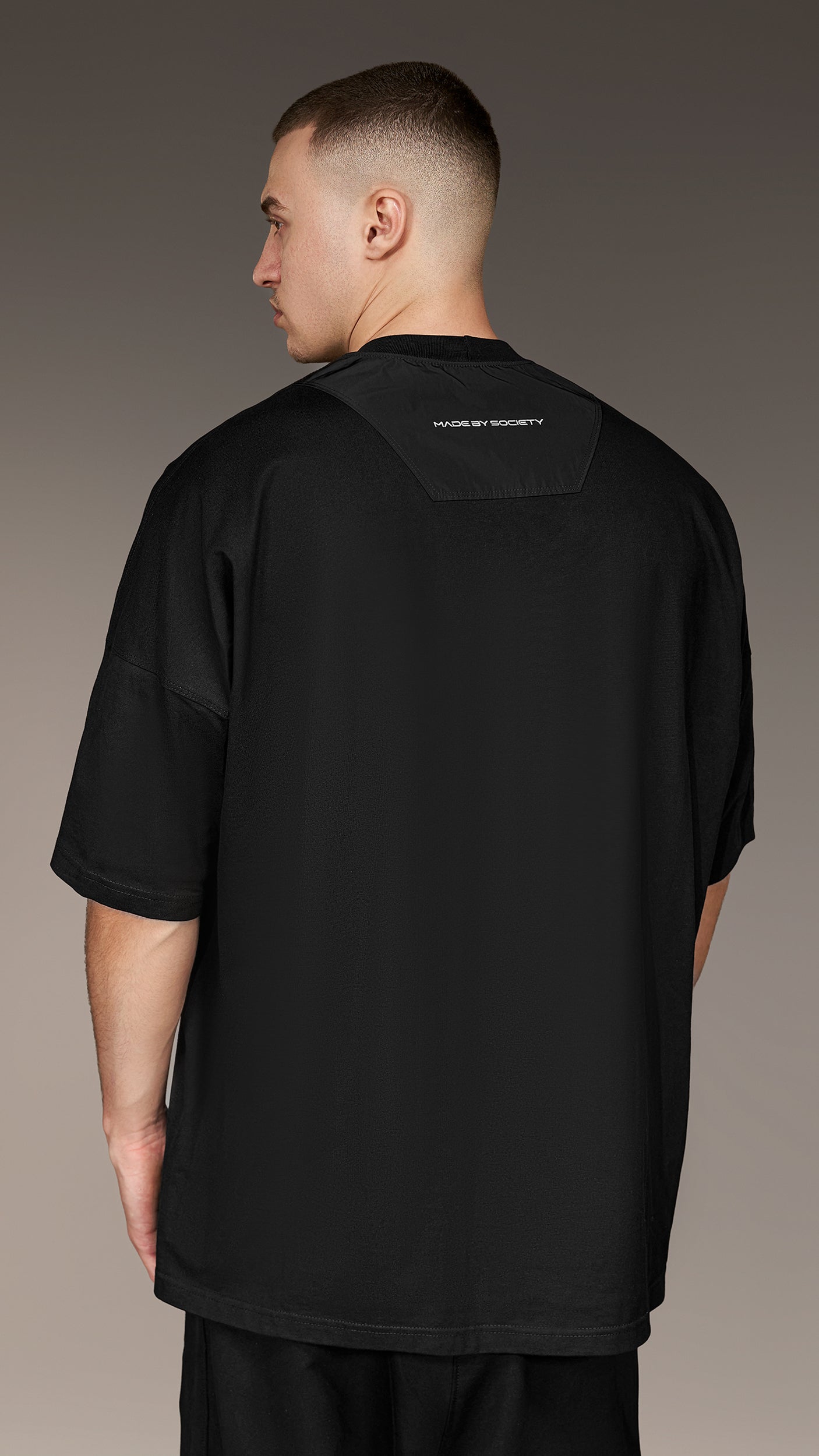 Streetowy Dwutksturystyczny T-shirt