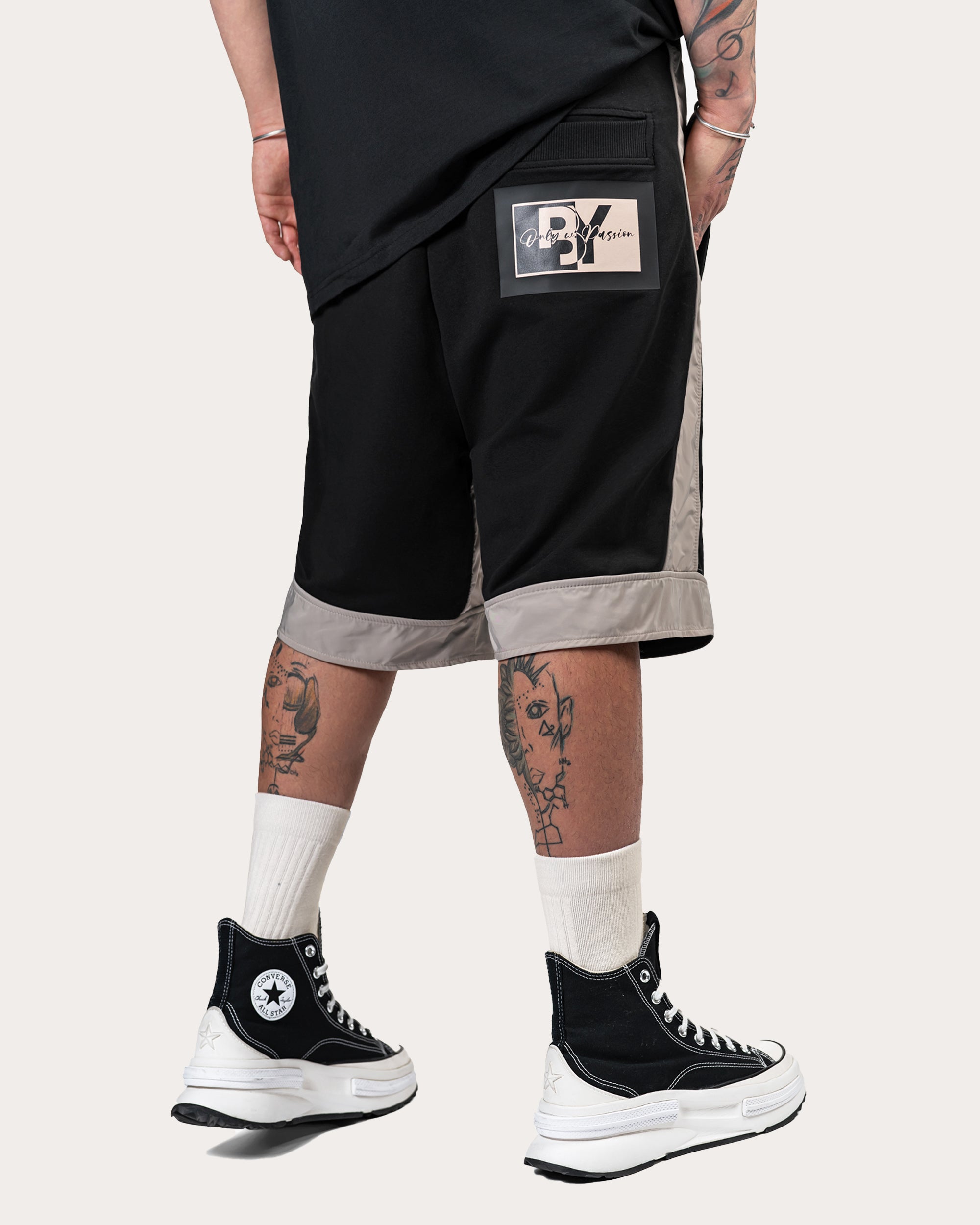 Branded Band Shorts - B15329