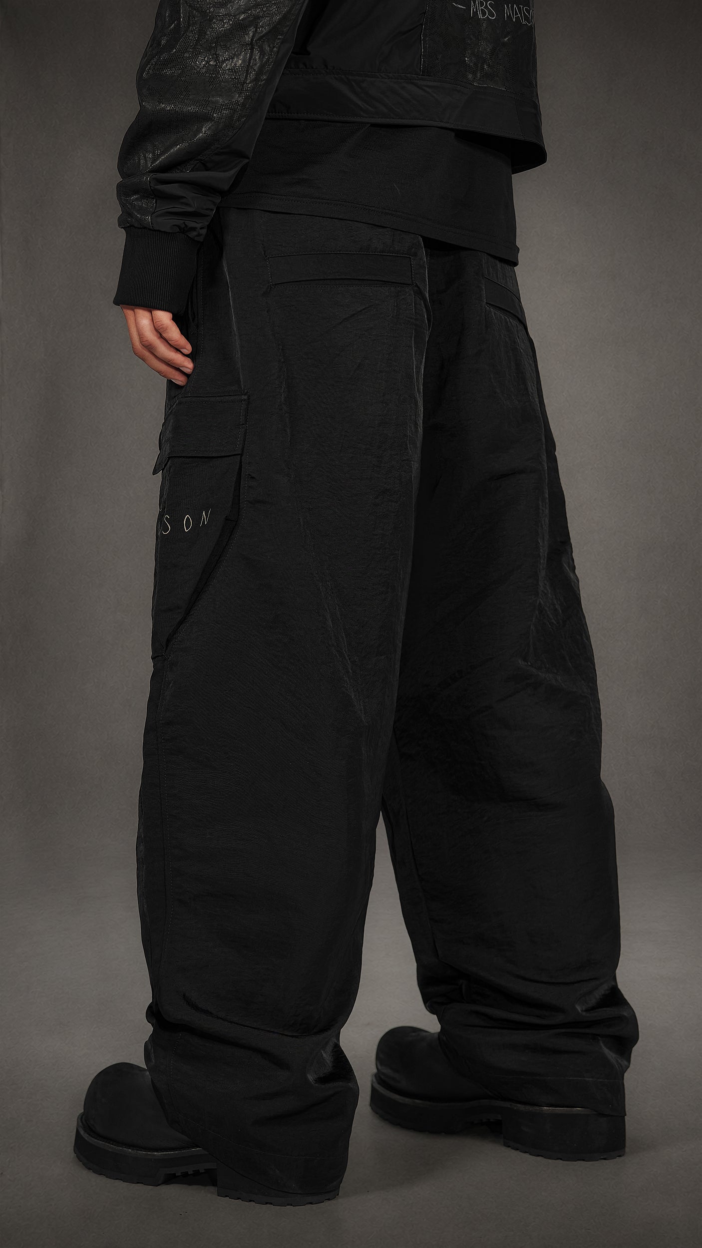 Pantaloni VANDAL - P17741
