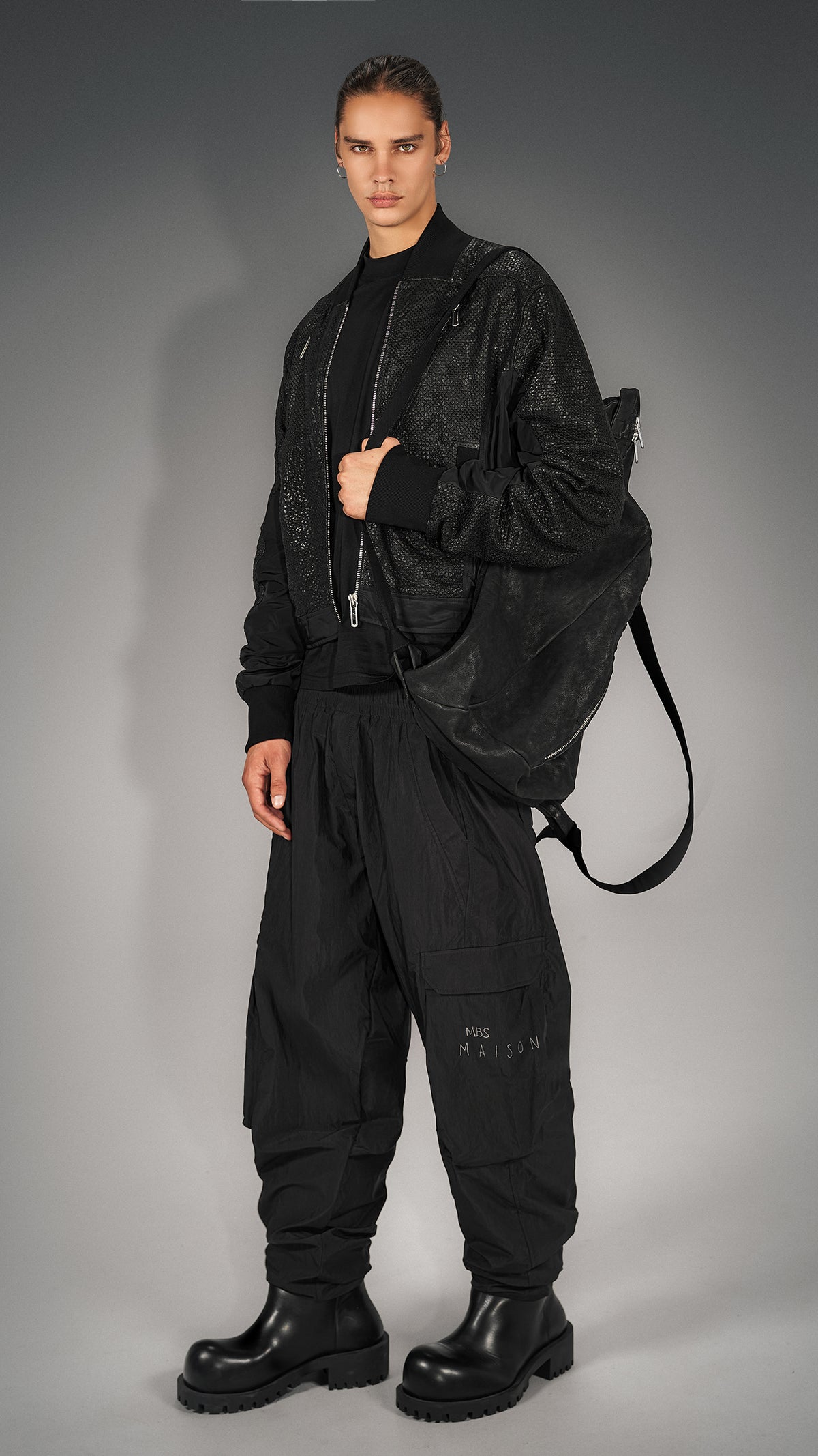 Pantaloni HUSK - P17744