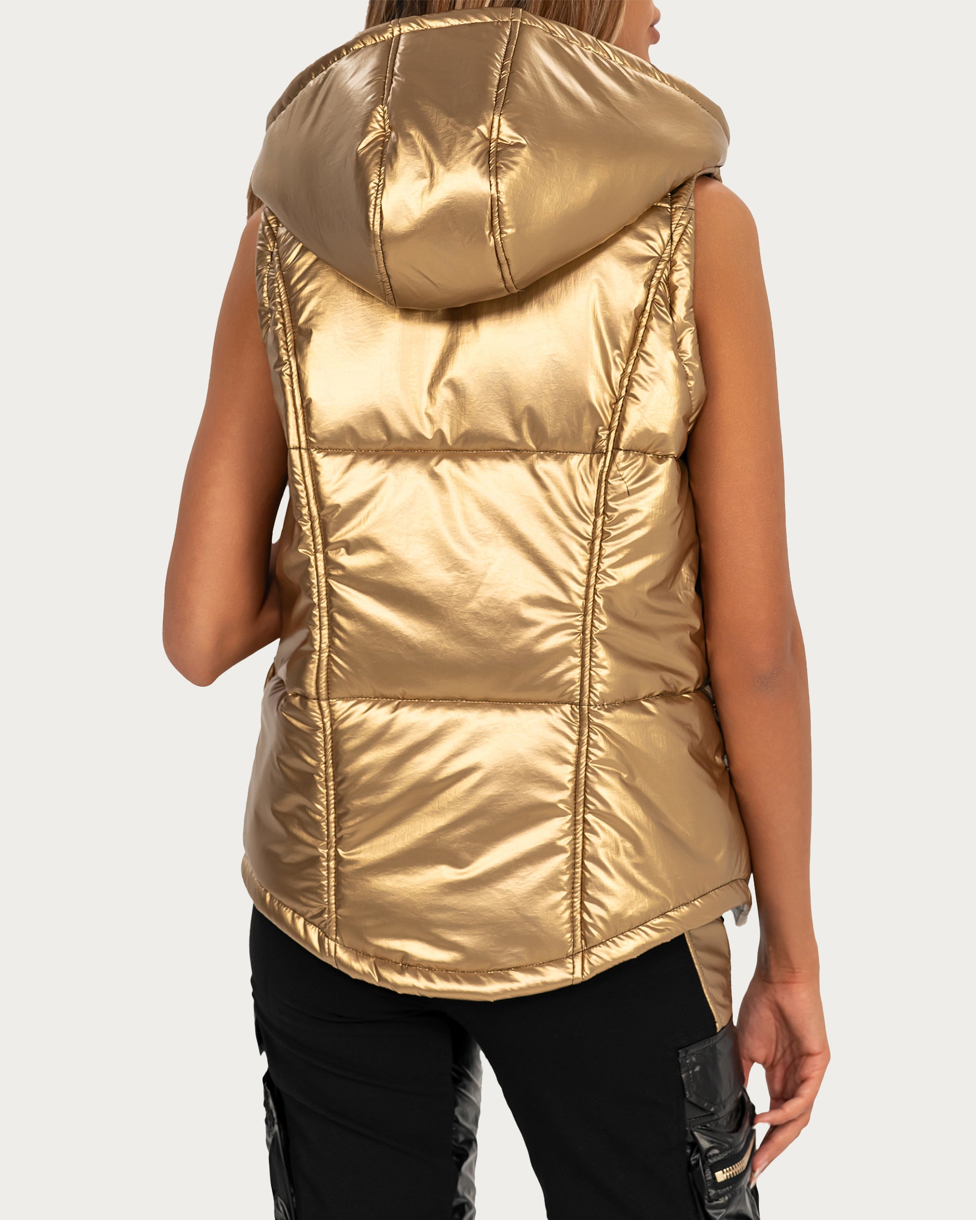 Varnished gold vest - V25001