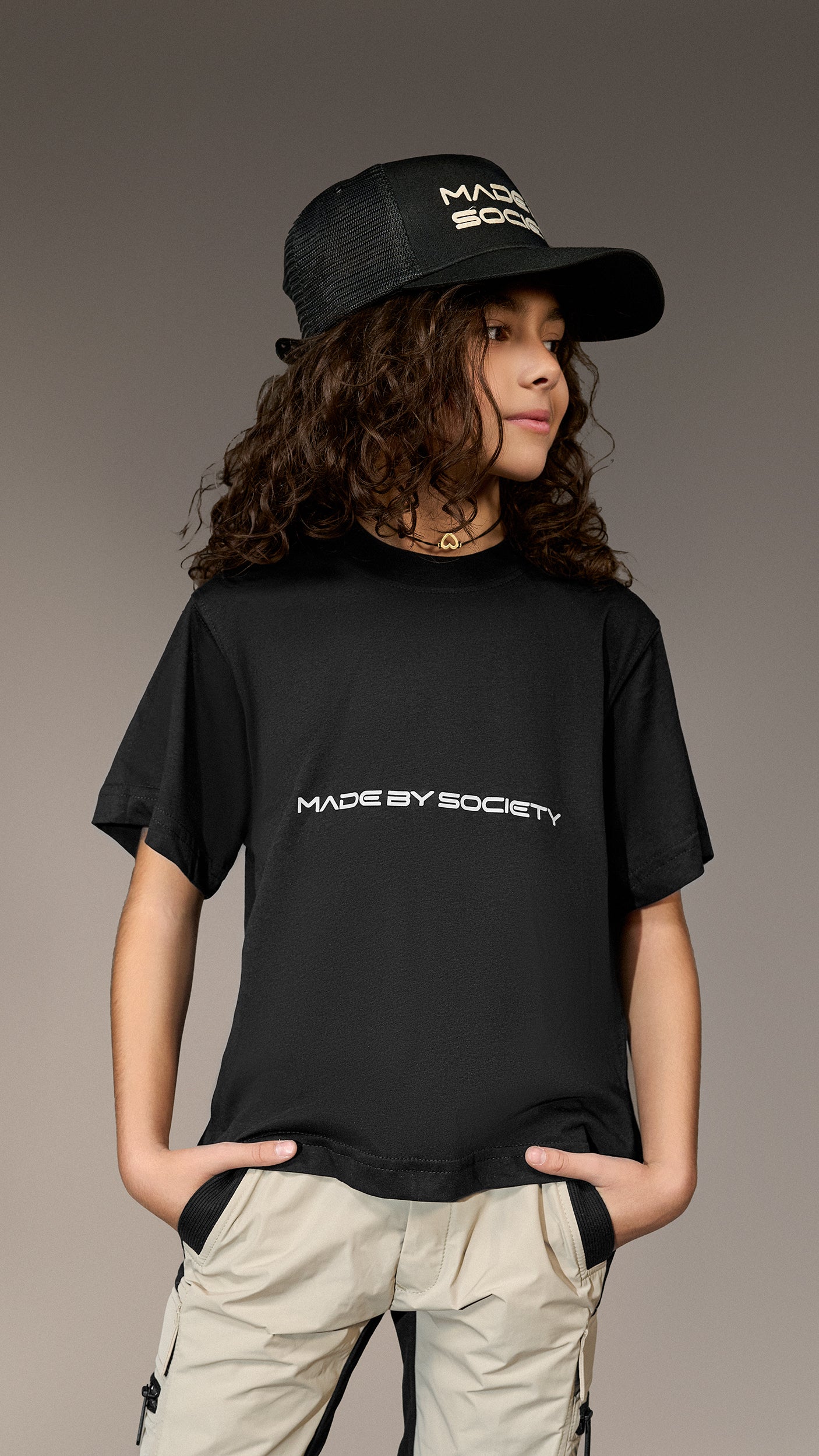 Tricou negru „Made By Society” - T35824