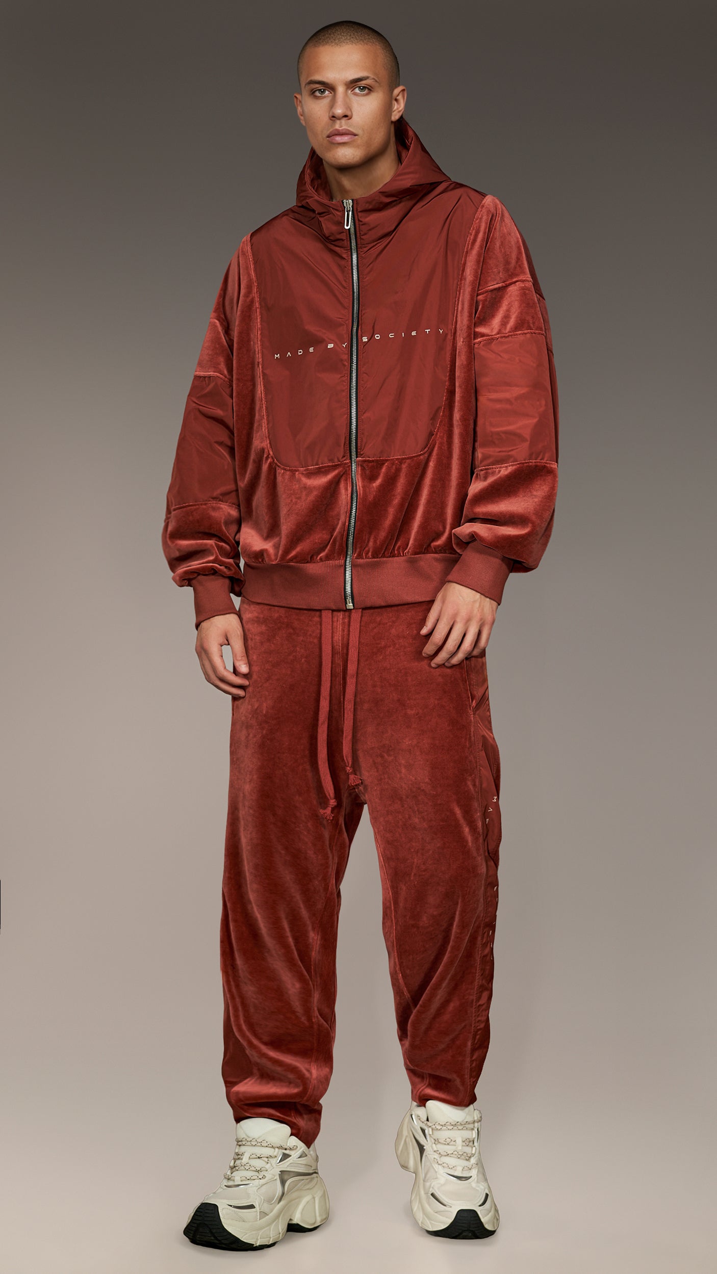 Spodnie z aksamitu Made by Society - P16790