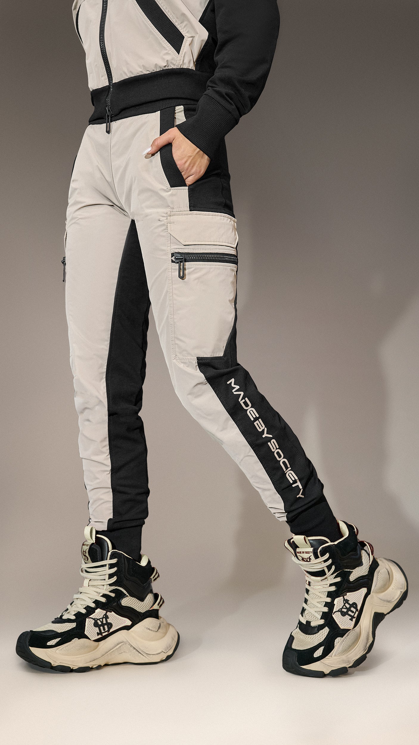 Pantaloni Jogger Cargo Made by Society - P25861