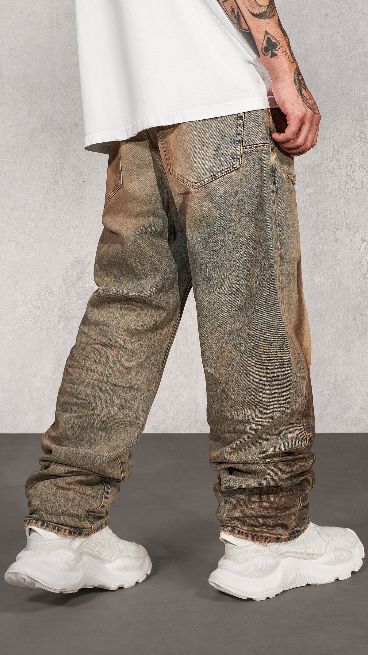 Jeansy DISTORTION WASH - P17238